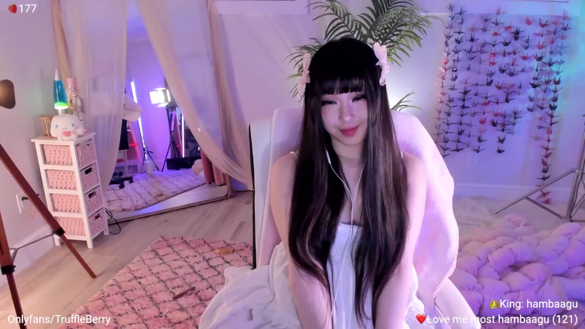 Gallery image thumbnail from AcaiBerry's myfreecams stream on, 04/23/2026, 05:38 image 2 of 20