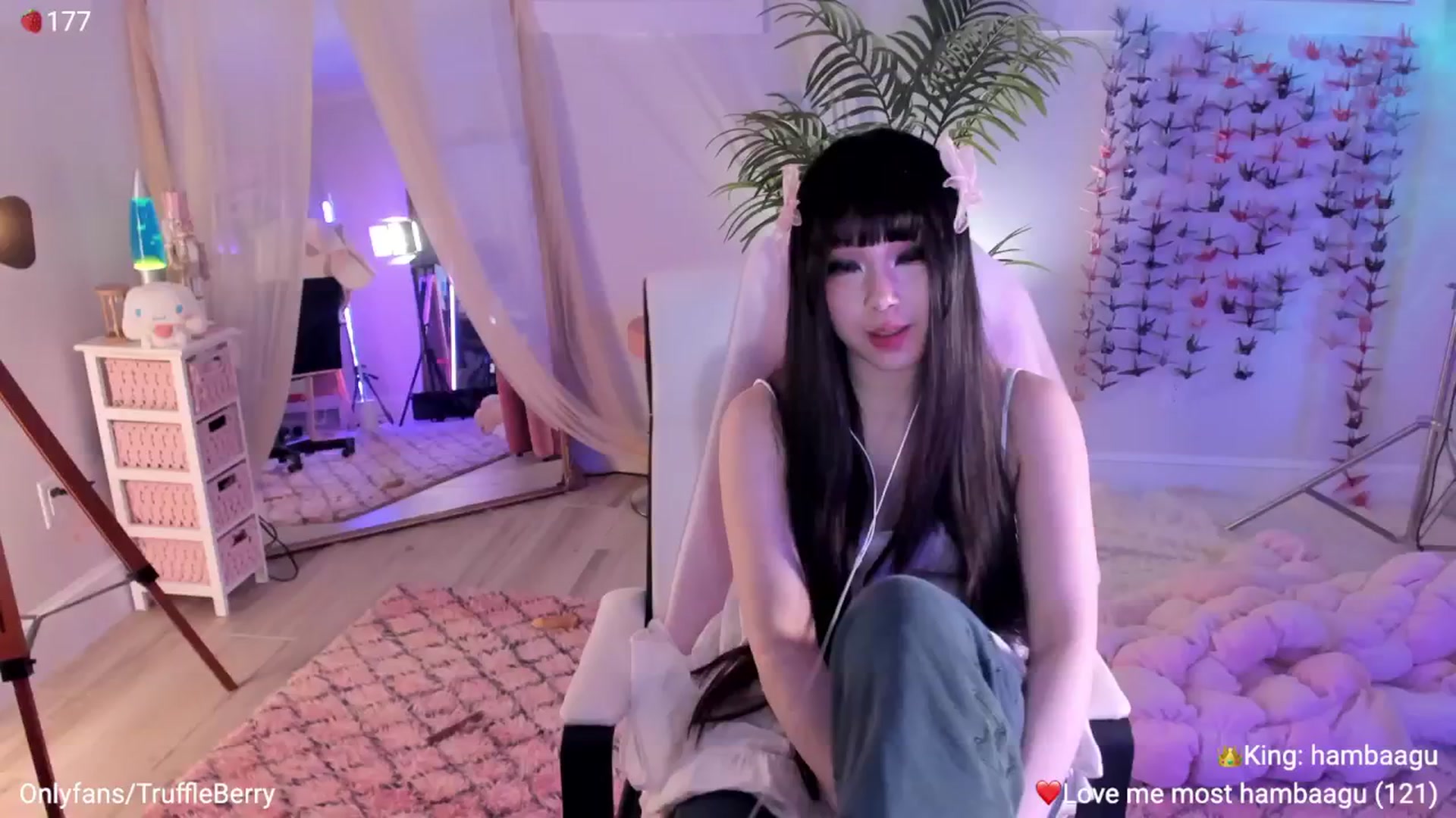 Gallery image thumbnail from AcaiBerry's myfreecams stream on, 04/23/2026, 05:38 image 11 of 20