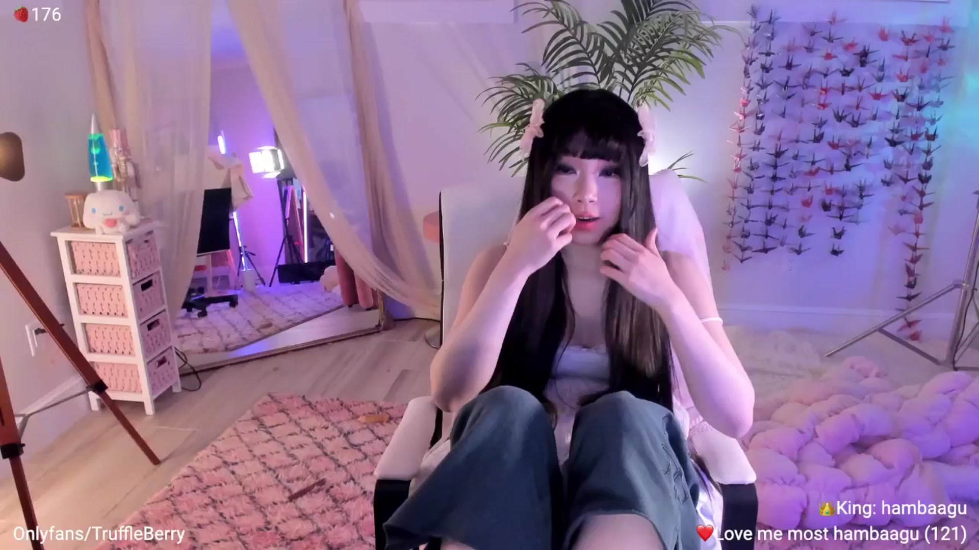 Gallery image thumbnail from AcaiBerry's myfreecams stream on, 04/23/2026, 05:38 image 14 of 20