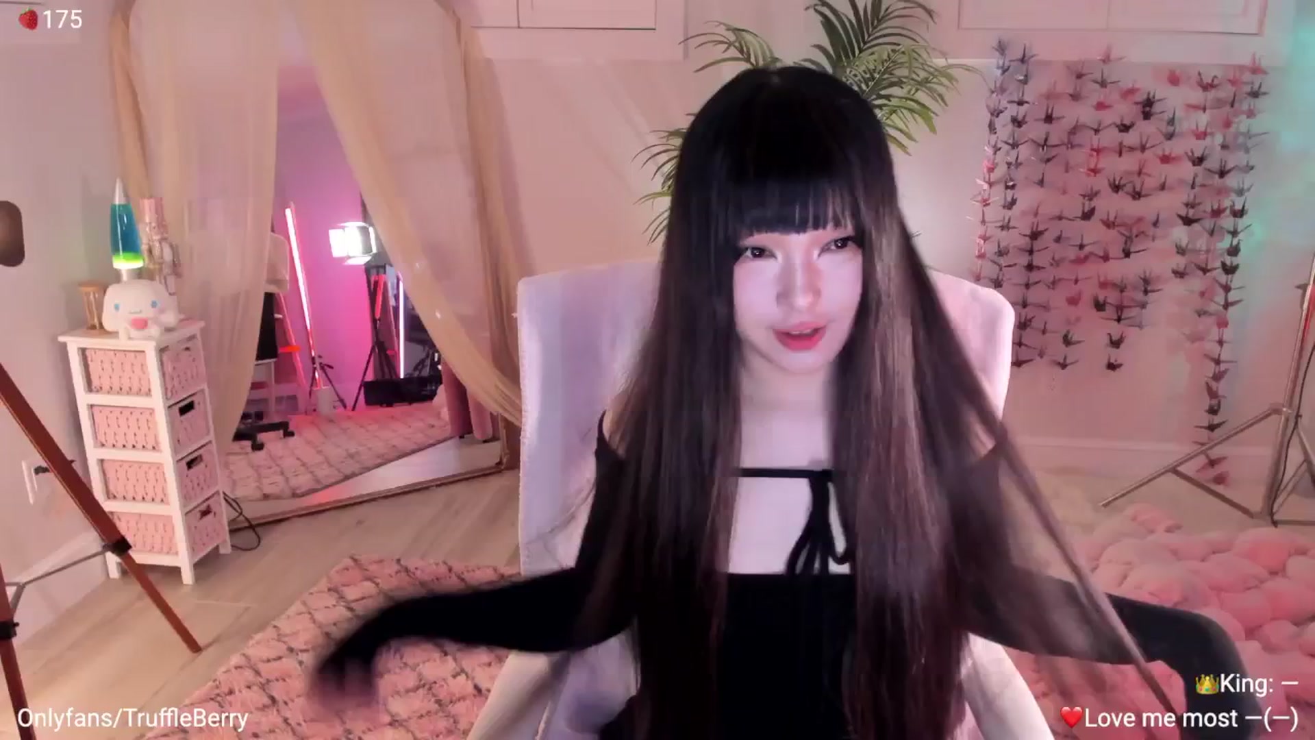 Gallery image thumbnail from AcaiBerry's myfreecams stream on, 04/26/2026, 06:56 image 1 of 20