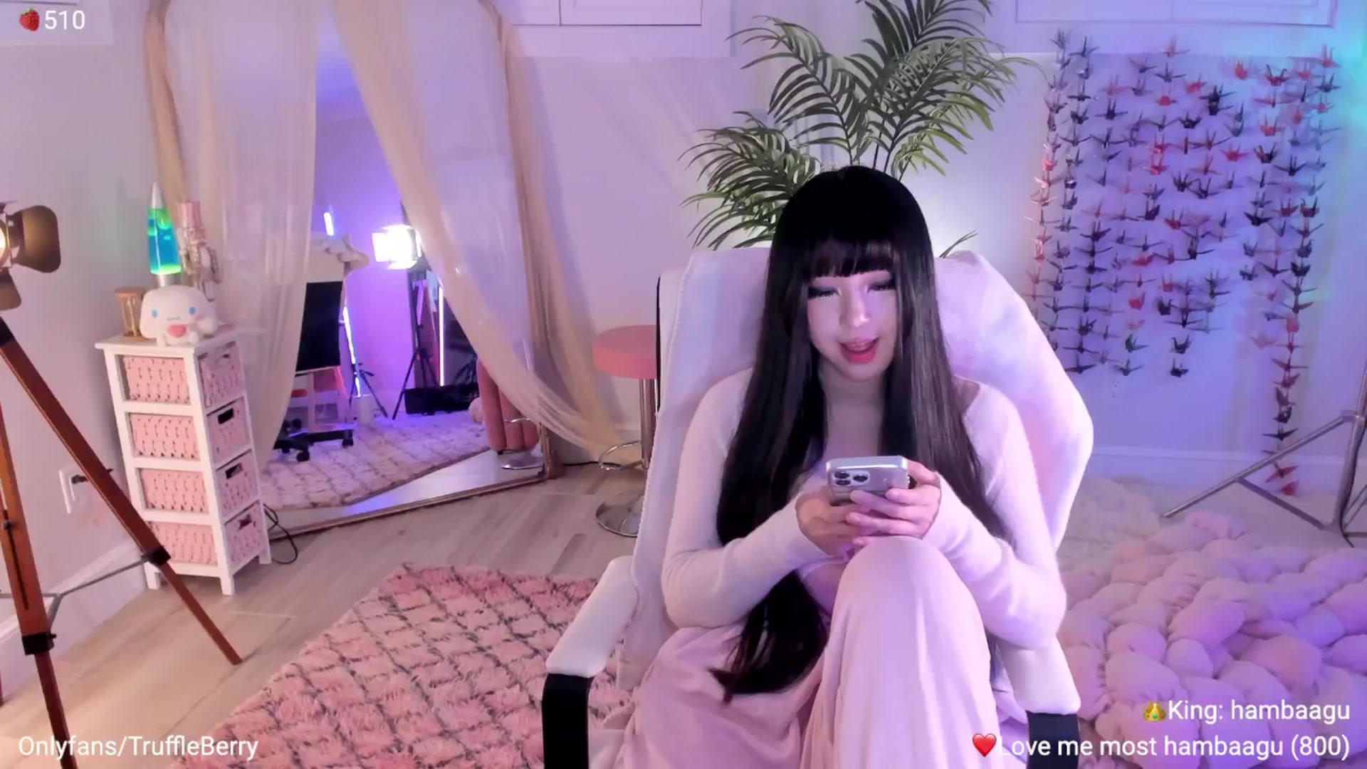 Gallery image thumbnail from AcaiBerry's myfreecams stream on, 05/02/2026, 06:18 image 3 of 20