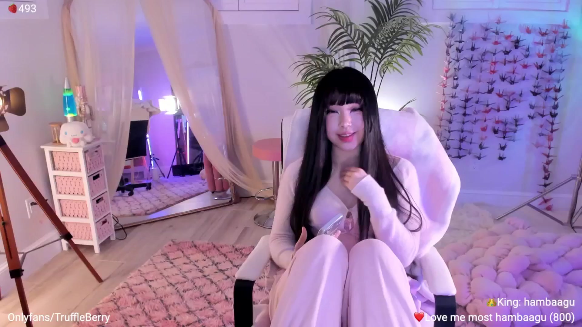 Gallery image thumbnail from AcaiBerry's myfreecams stream on, 05/02/2026, 06:18 image 5 of 20