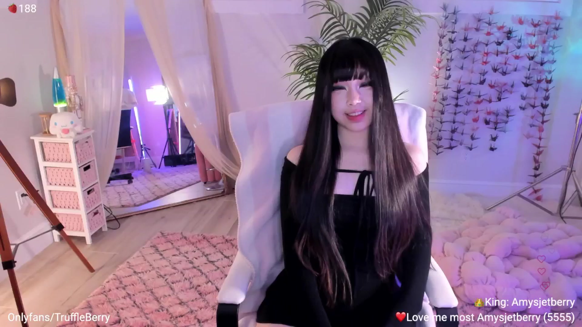 Gallery image thumbnail from AcaiBerry's myfreecams stream on, 05/03/2026, 06:07 image 5 of 20