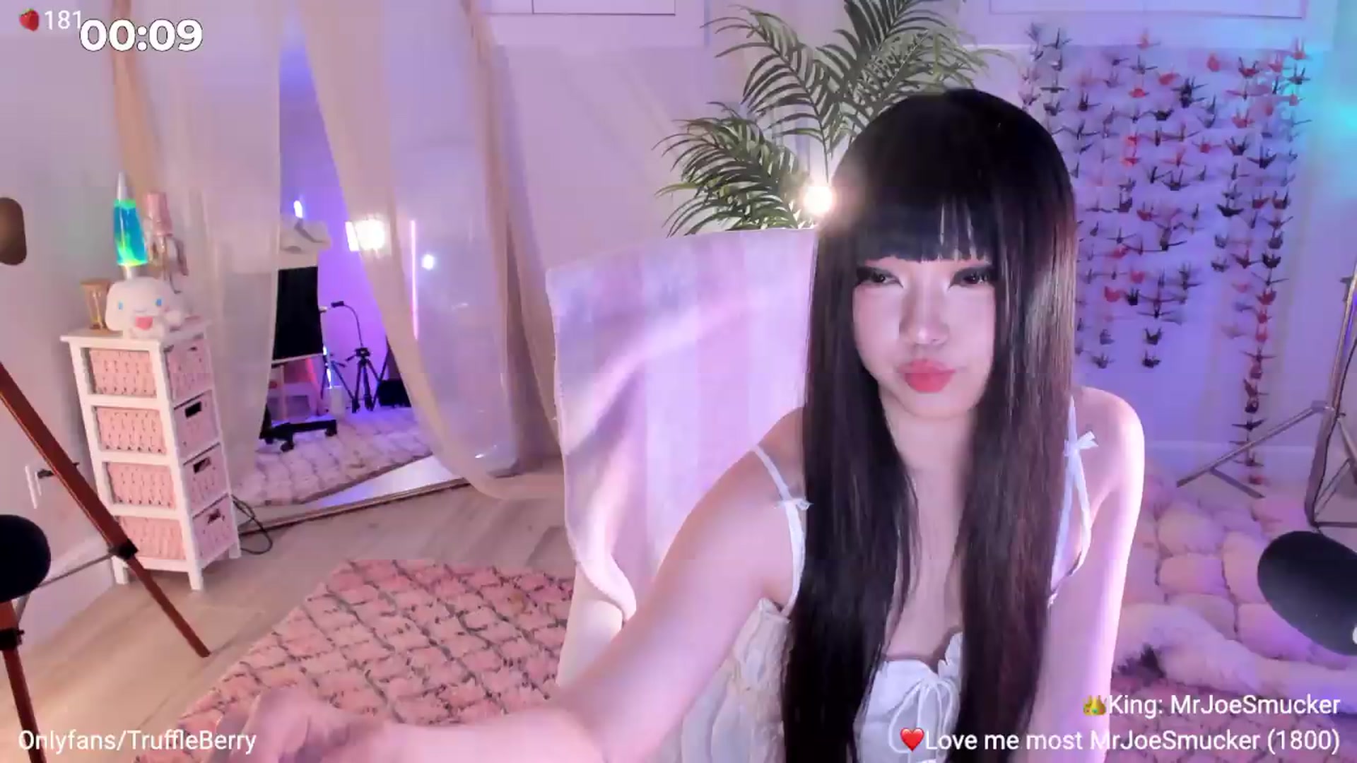 Gallery image thumbnail from AcaiBerry's myfreecams stream on, 05/30/2026, 05:21 image 20 of 20