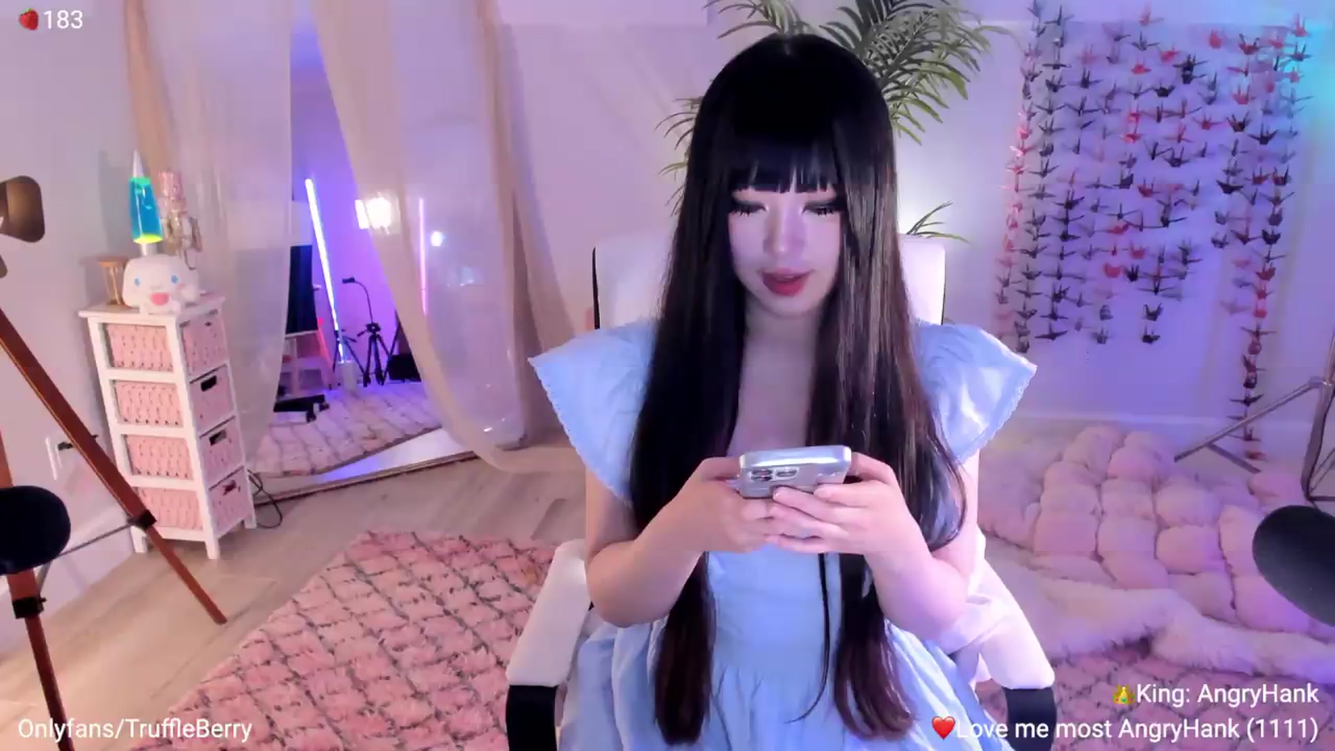 Gallery image thumbnail from AcaiBerry's myfreecams stream on, 05/31/2026, 04:49 image 12 of 20