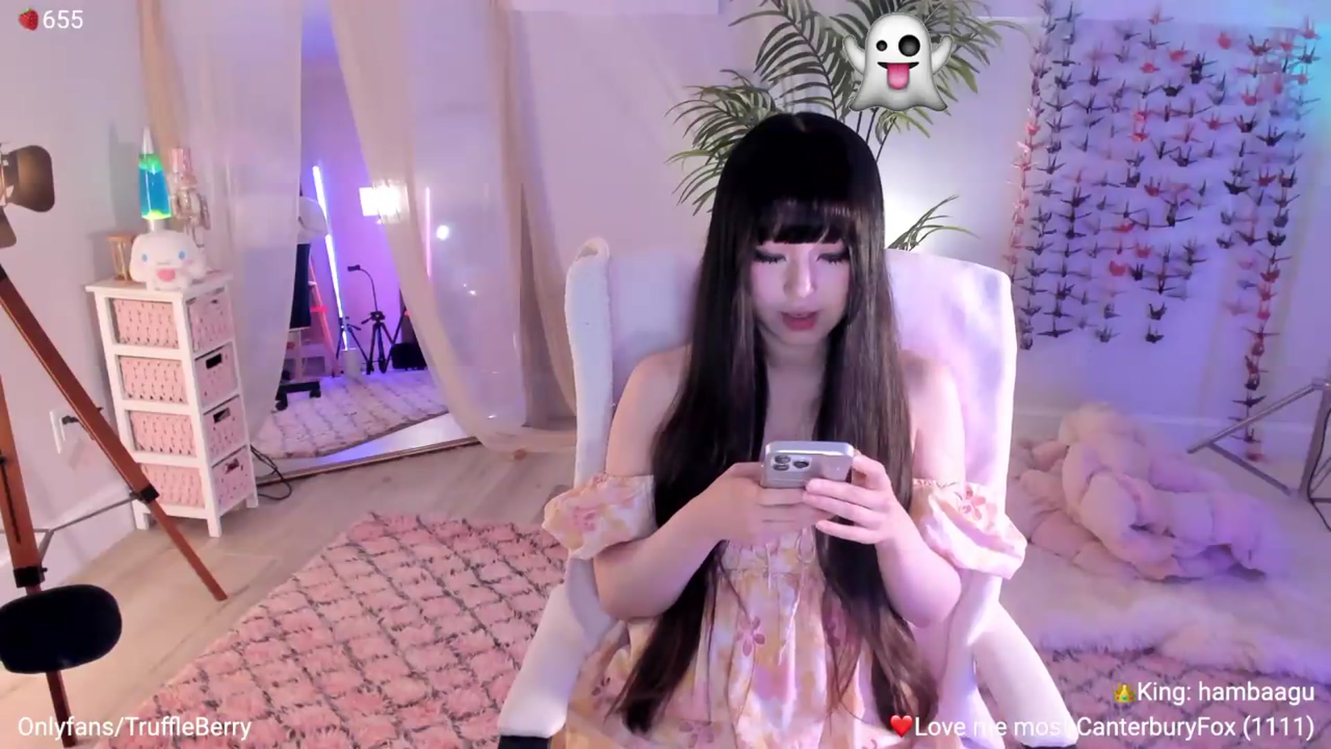 Gallery image thumbnail from AcaiBerry's myfreecams stream on, 06/04/2026, 06:03 image 6 of 20