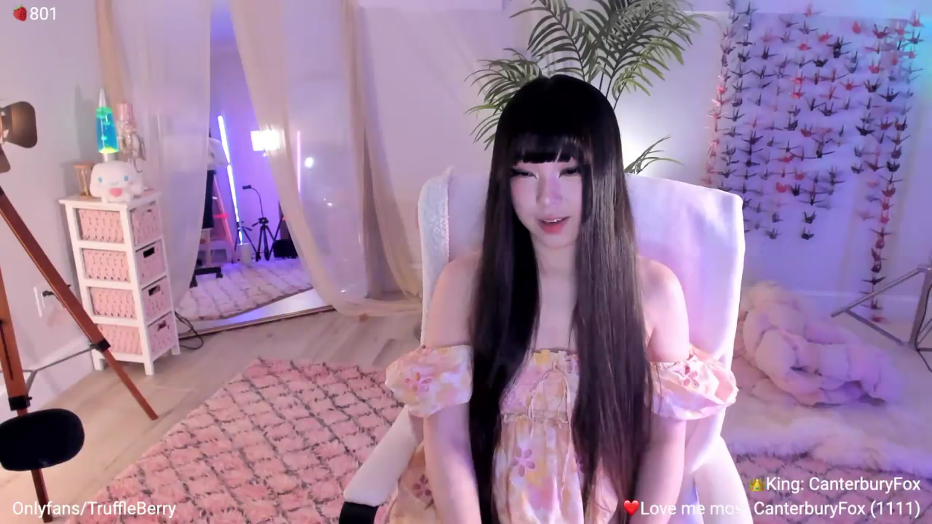Gallery image thumbnail from AcaiBerry's myfreecams stream on, 06/04/2026, 06:03 image 4 of 20