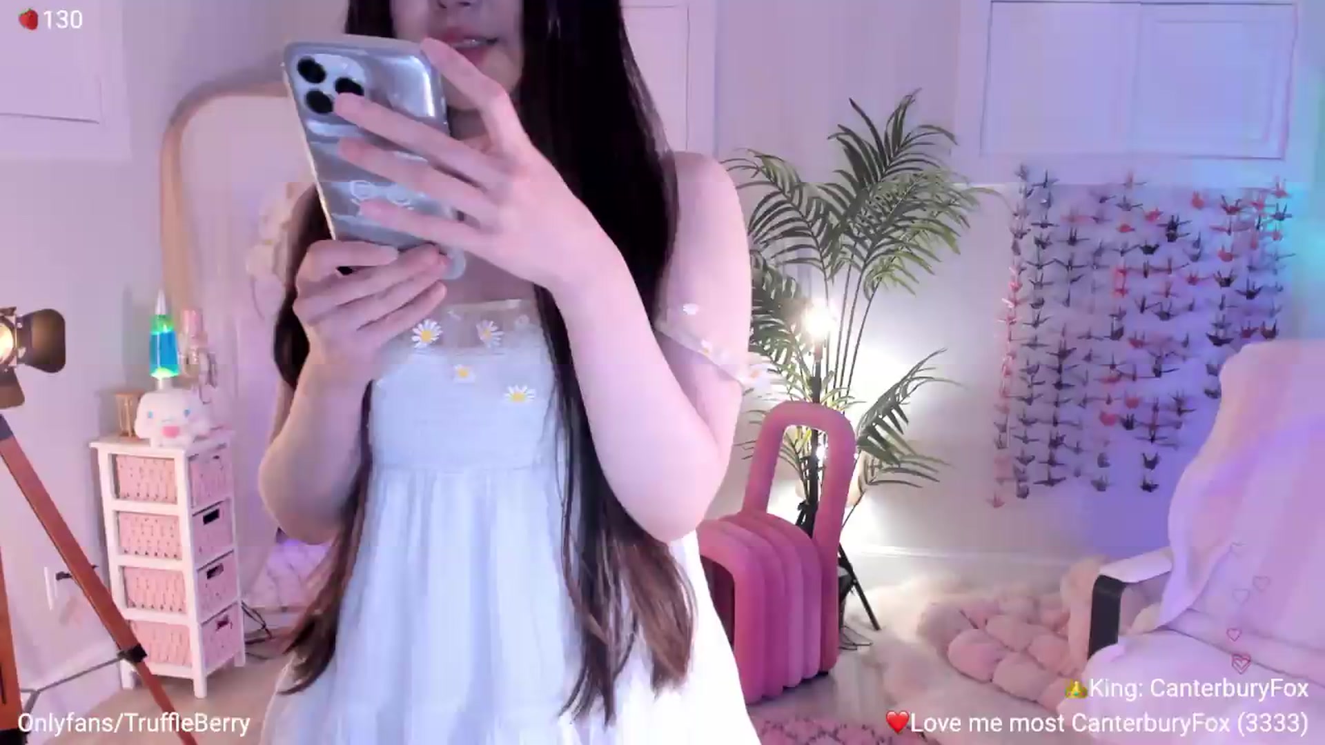 Gallery image thumbnail from AcaiBerry's myfreecams stream on, 06/06/2026, 07:37 image 12 of 20