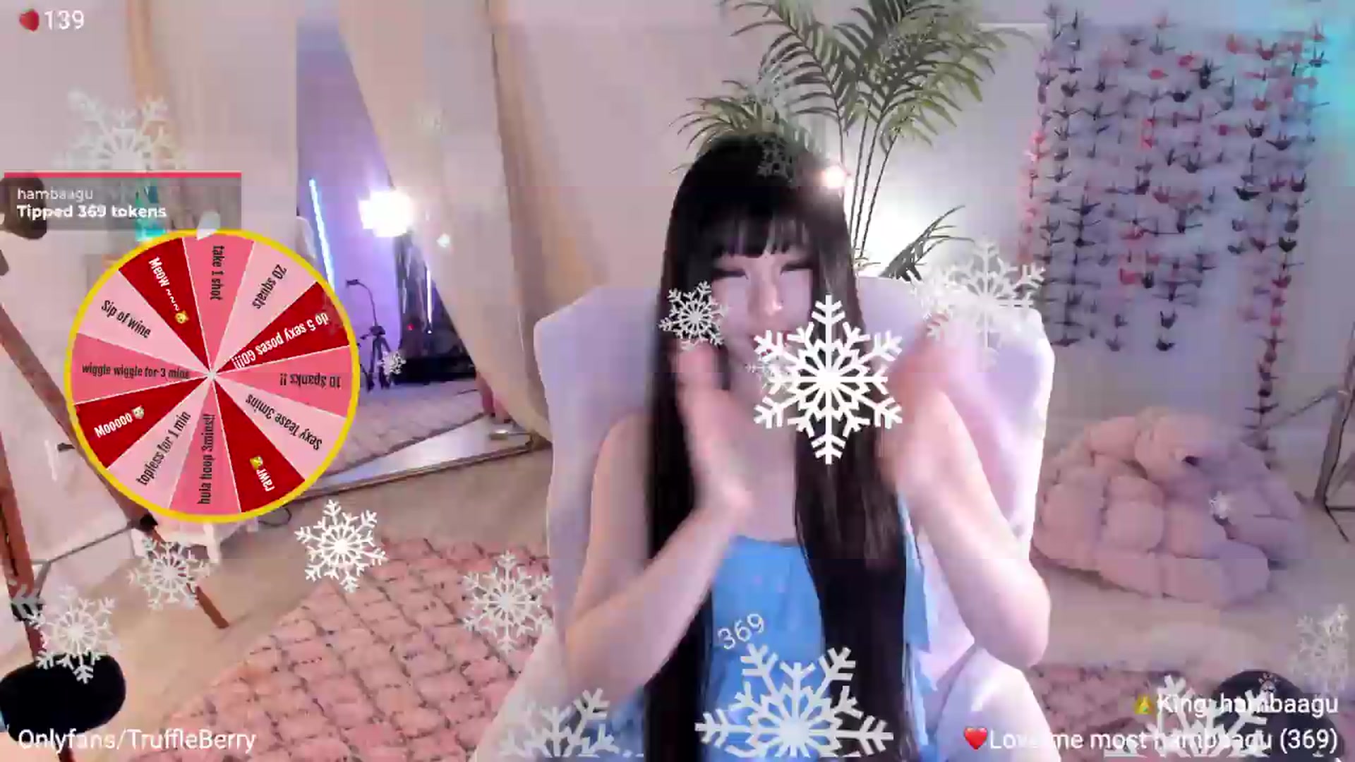 Gallery image thumbnail from AcaiBerry's myfreecams stream on, 06/07/2026, 05:45 image 13 of 20