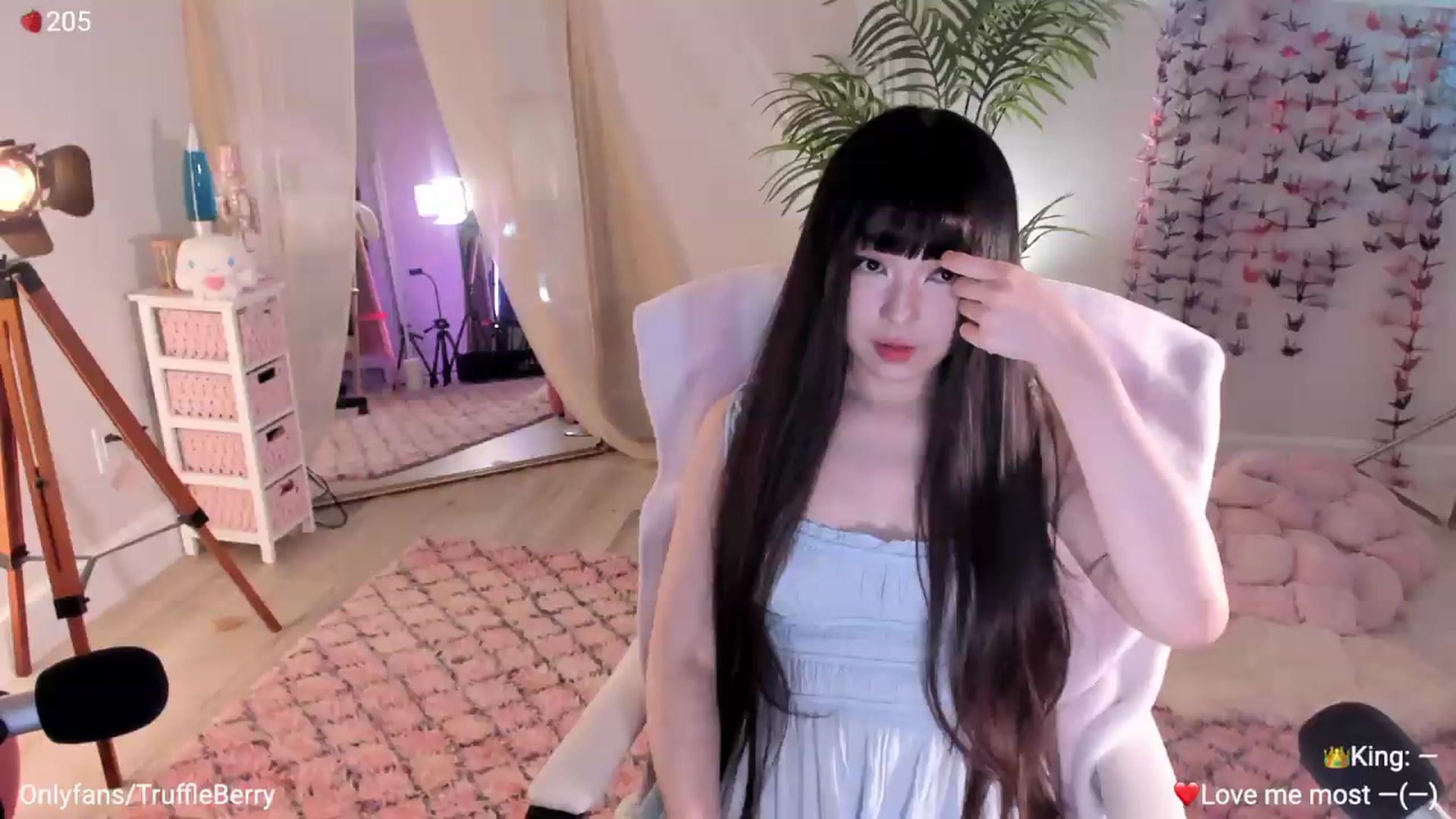 Gallery image thumbnail from AcaiBerry's myfreecams stream on, 06/14/2026, 06:31 image 1 of 20