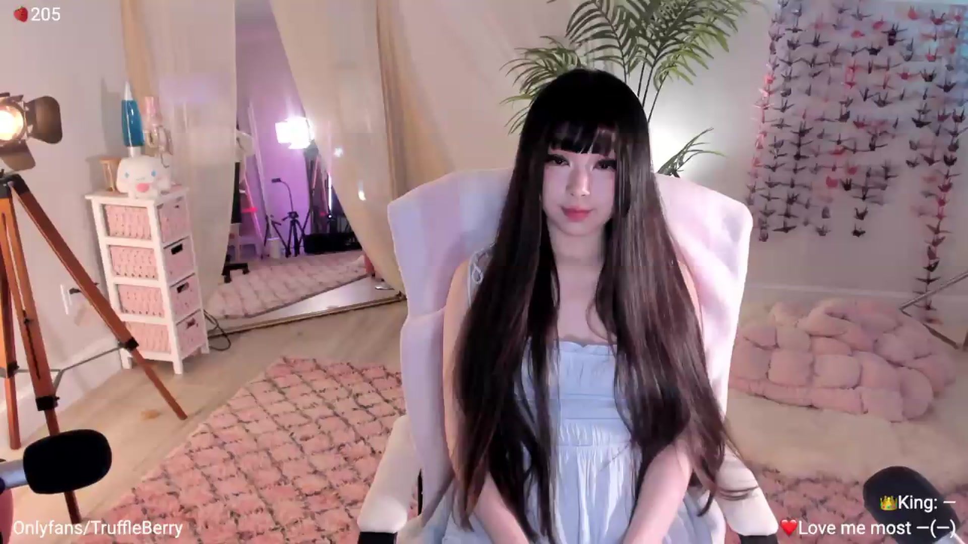 Gallery image thumbnail from AcaiBerry's myfreecams stream on, 06/14/2026, 06:31 image 2 of 20