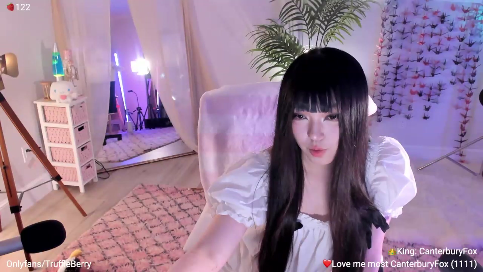 Gallery image thumbnail from AcaiBerry's myfreecams stream on, 06/25/2026, 05:29 image 14 of 20
