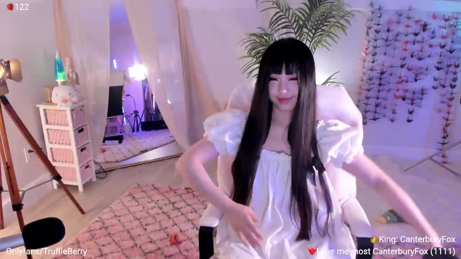 Gallery image thumbnail from AcaiBerry's myfreecams stream on, 06/25/2026, 05:29 image 9 of 20
