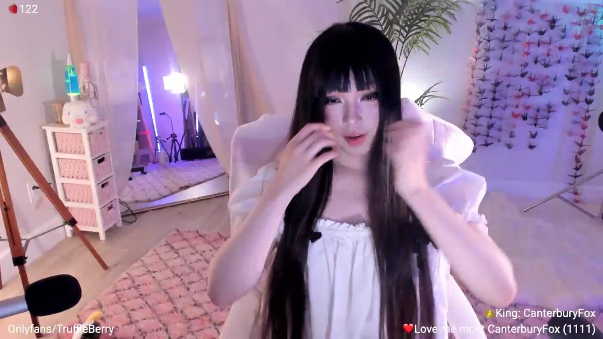 Gallery image thumbnail from AcaiBerry's myfreecams stream on, 06/25/2026, 05:29 image 16 of 20