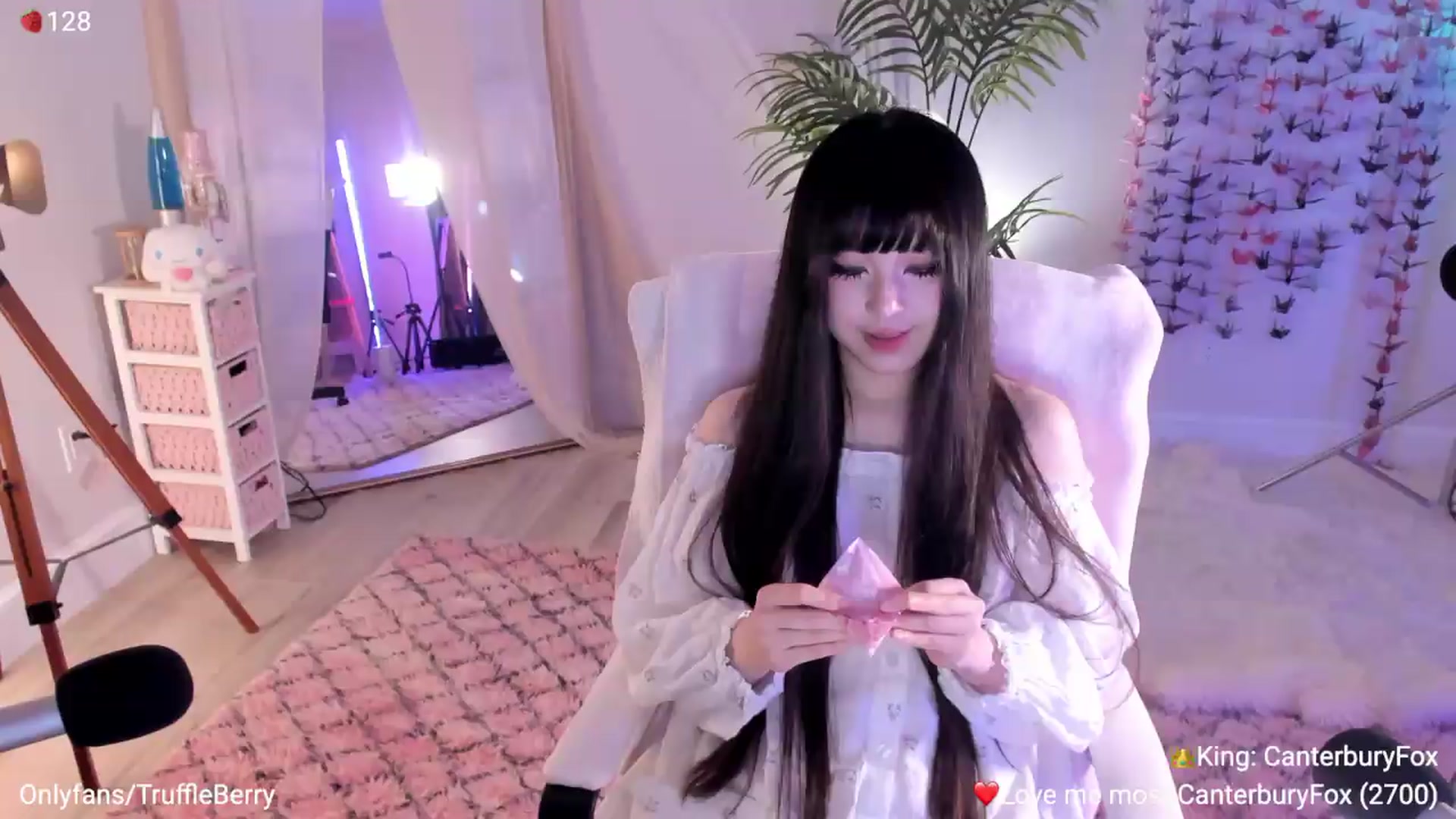 Gallery image thumbnail from AcaiBerry's myfreecams stream on, 06/27/2026, 06:19 image 8 of 20