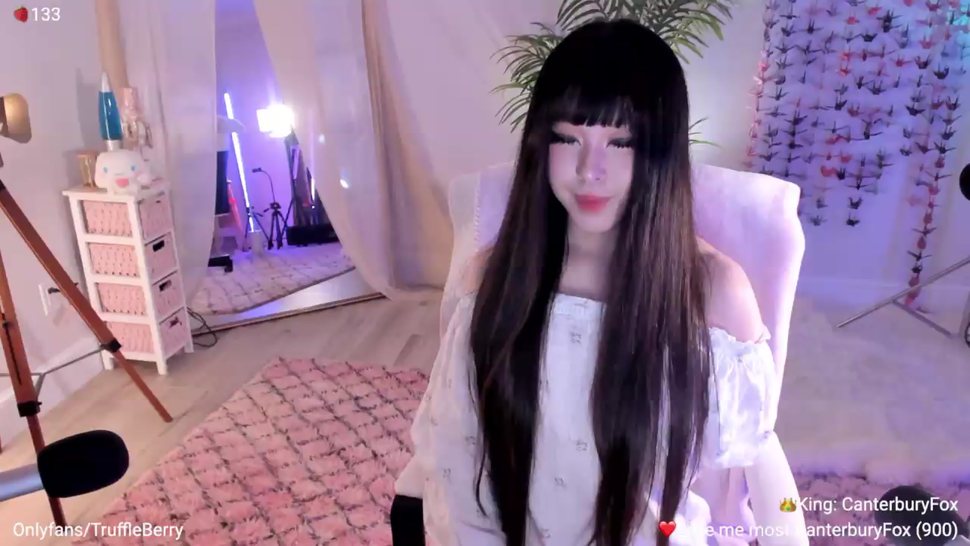 Gallery image thumbnail from AcaiBerry's myfreecams stream on, 06/27/2026, 06:19 image 5 of 20
