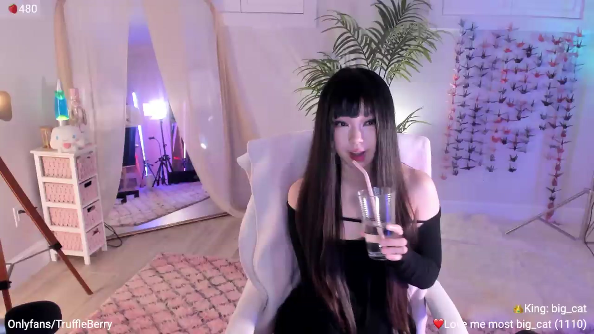 Gallery image thumbnail from AcaiBerry's myfreecams stream on, 07/11/2026, 06:52 image 7 of 20