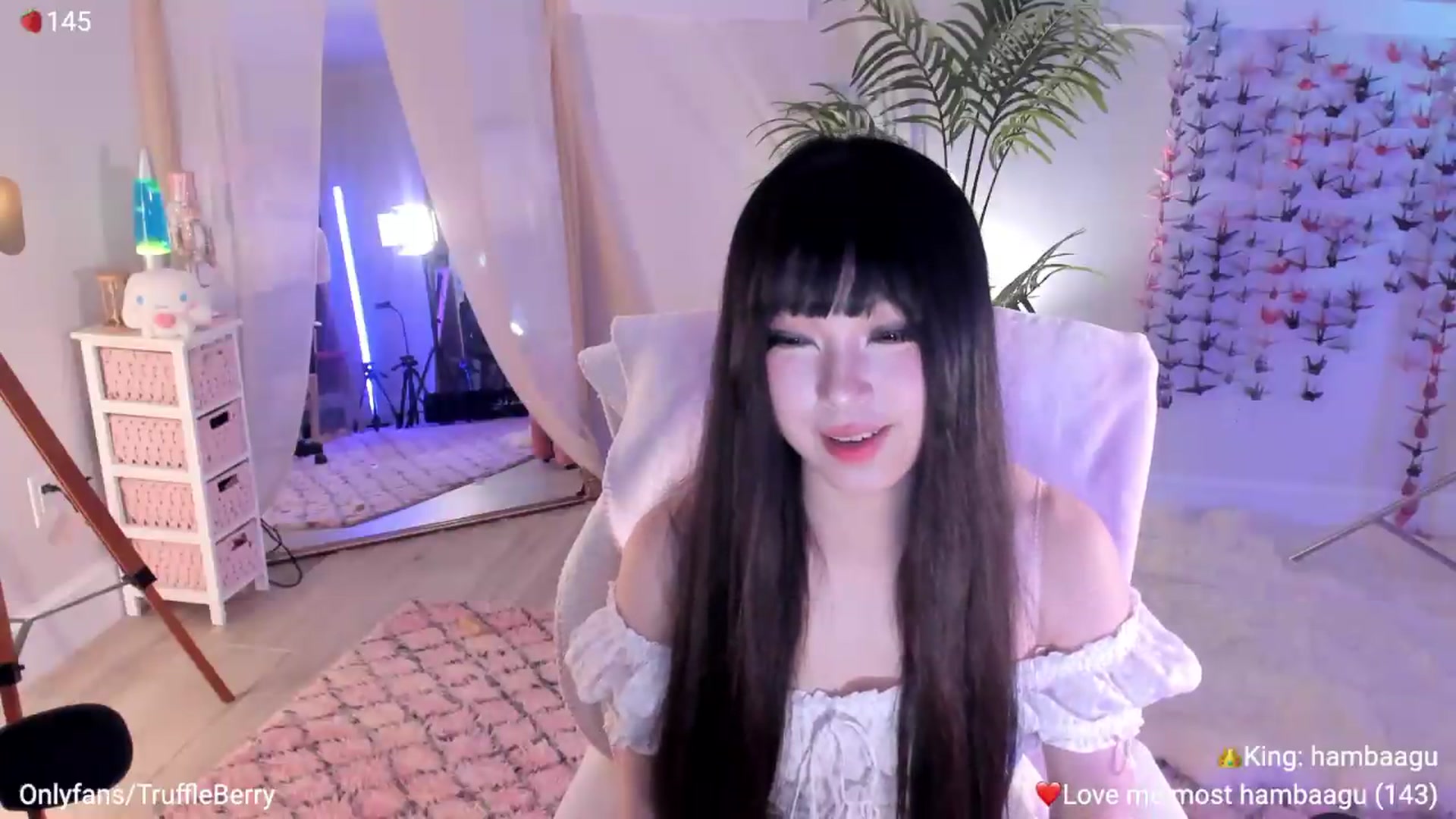 Gallery image thumbnail from AcaiBerry's myfreecams stream on, 07/23/2026, 06:14 image 9 of 20