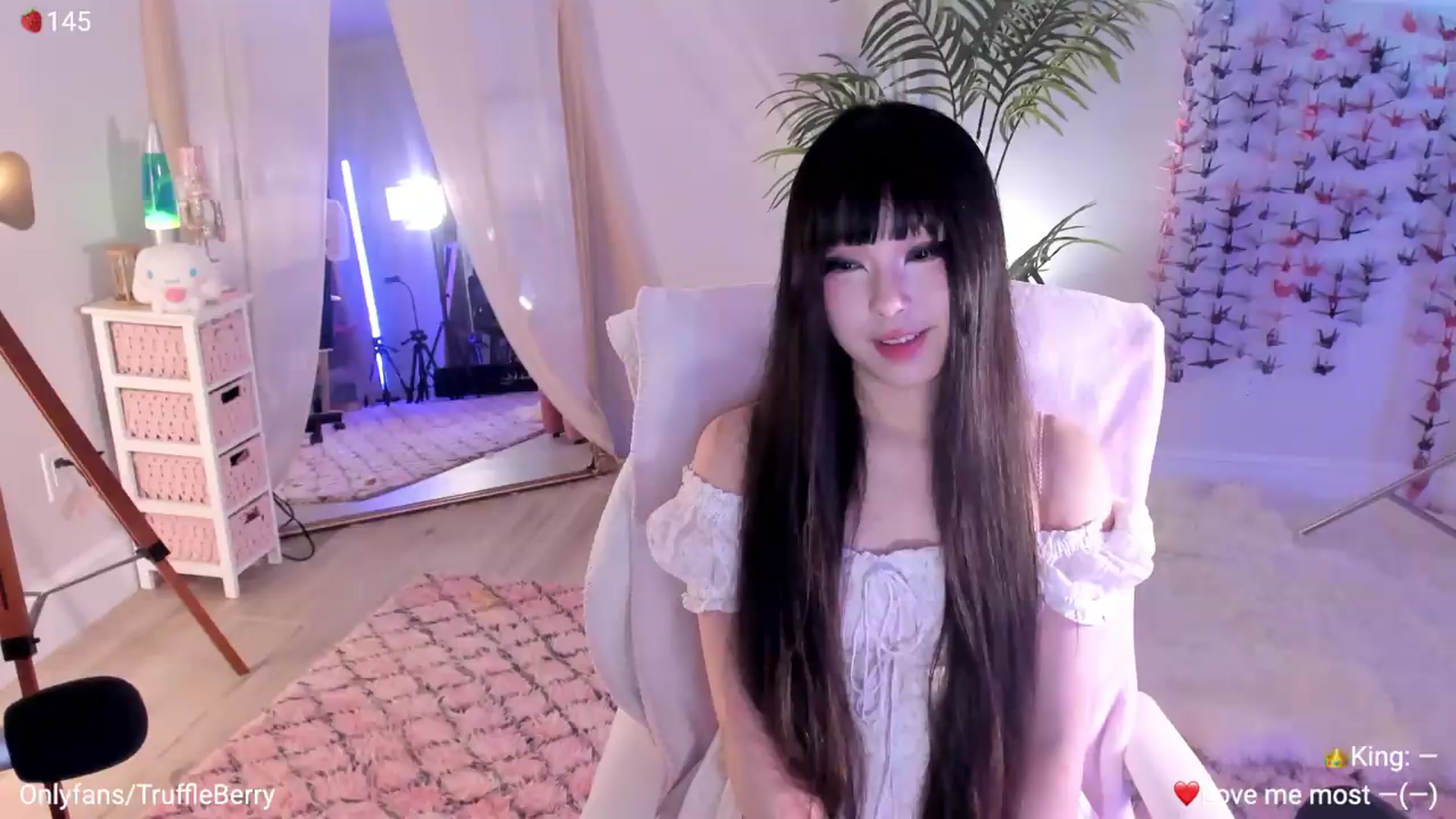 Gallery image thumbnail from AcaiBerry's myfreecams stream on, 07/23/2026, 06:14 image 5 of 20