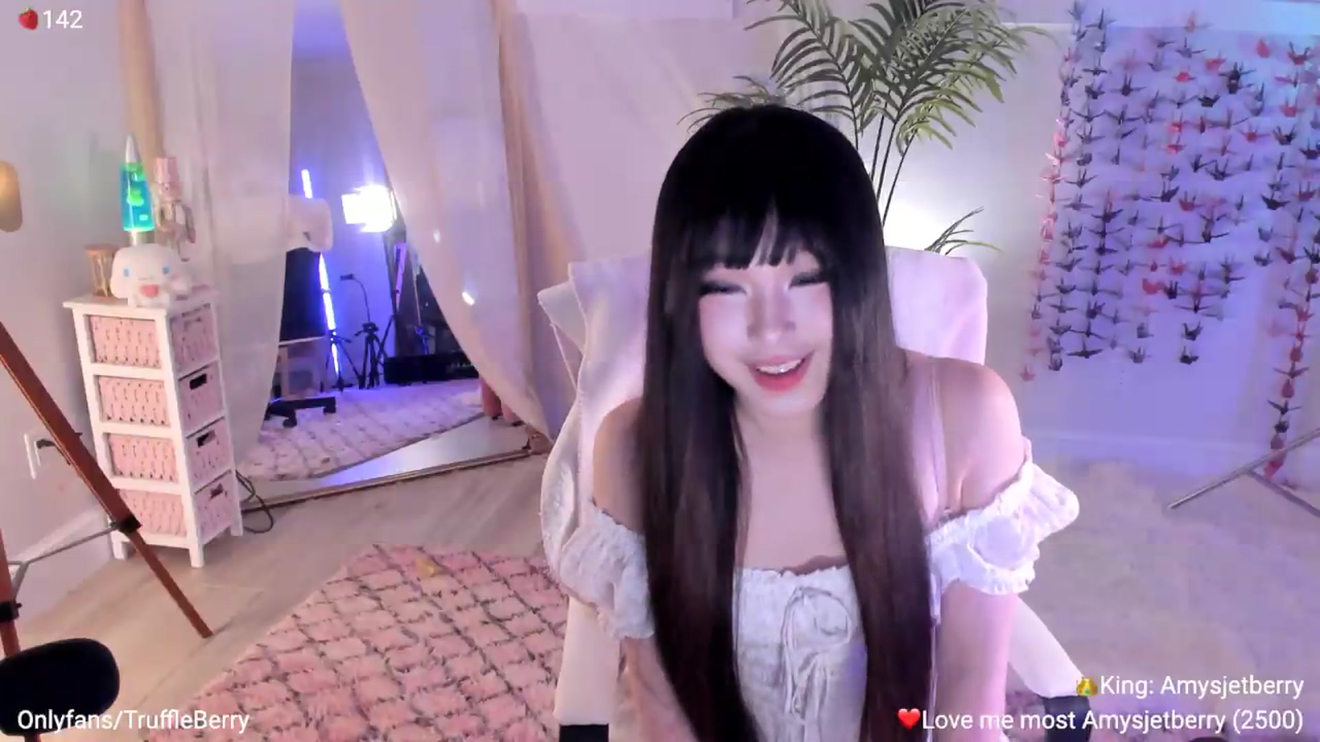 Gallery image thumbnail from AcaiBerry's myfreecams stream on, 07/23/2026, 06:14 image 14 of 20