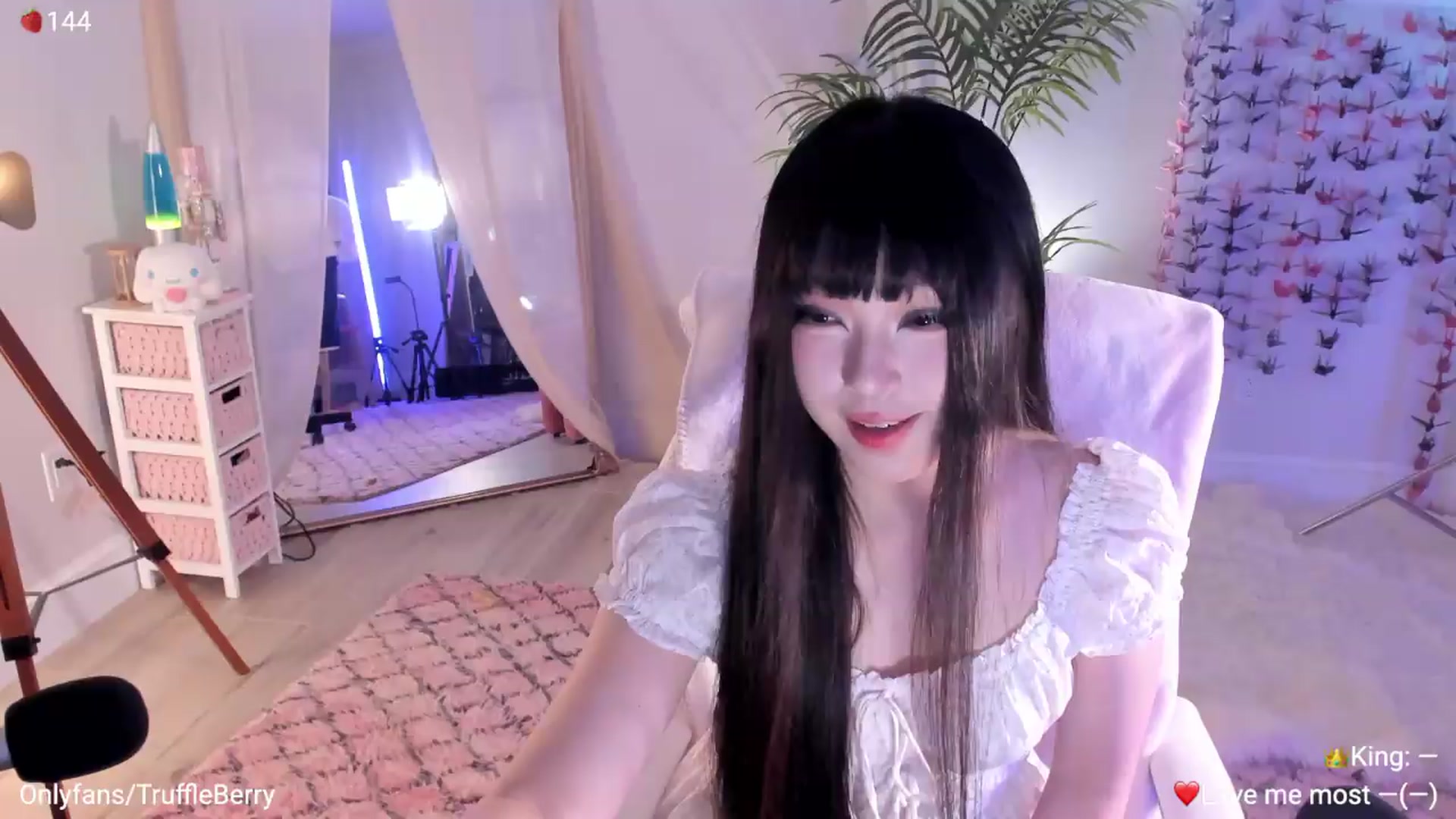 Gallery image thumbnail from AcaiBerry's myfreecams stream on, 07/23/2026, 06:14 image 1 of 20