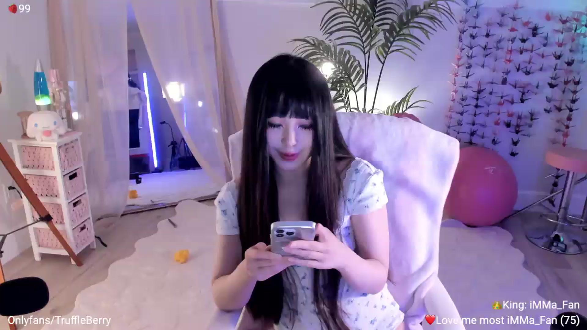 Gallery image thumbnail from AcaiBerry's myfreecams stream on, 08/01/2026, 06:51 image 1 of 20
