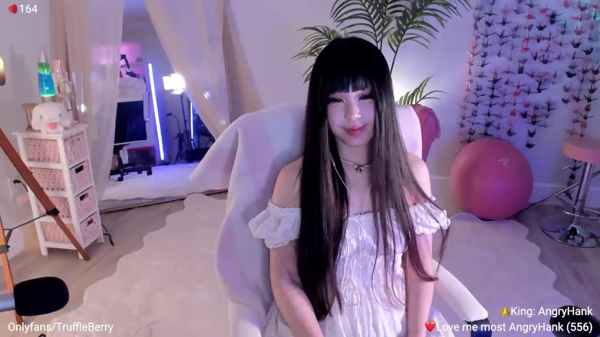 Gallery image thumbnail from AcaiBerry's myfreecams stream on, 08/08/2026, 06:10 image 6 of 20