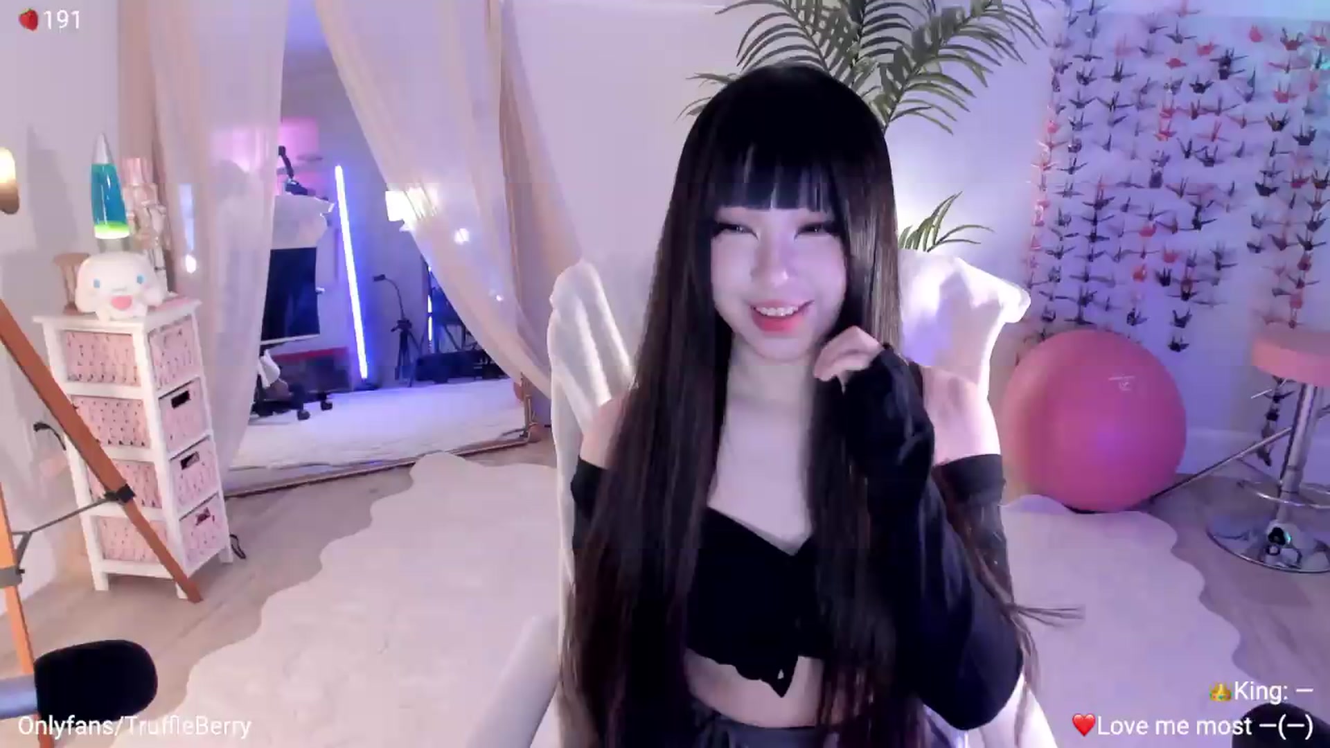Gallery image thumbnail from AcaiBerry's myfreecams stream on, 08/13/2026, 06:07 image 2 of 20