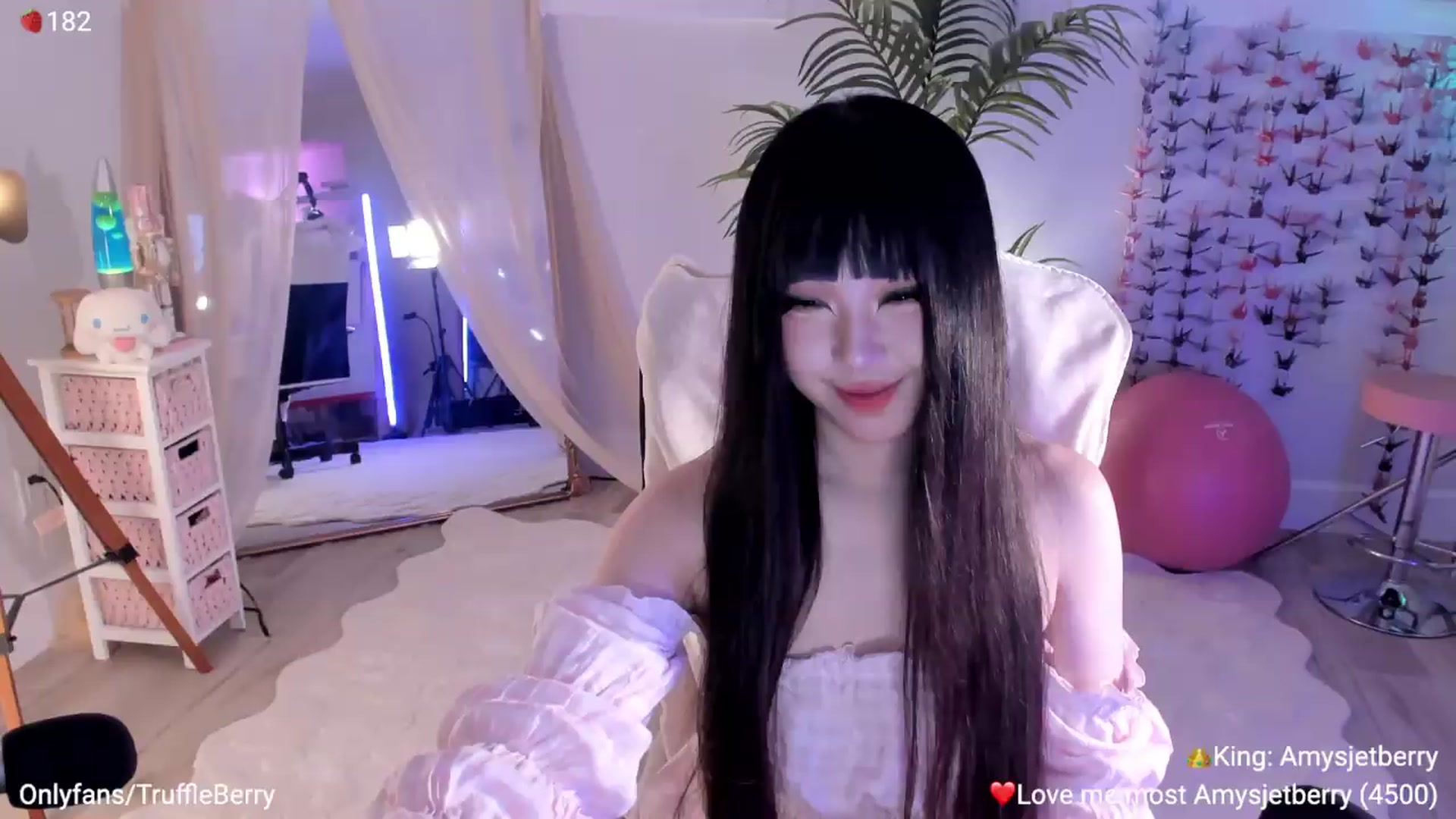 Gallery image thumbnail from AcaiBerry's myfreecams stream on, 08/15/2026, 05:00 image 15 of 20