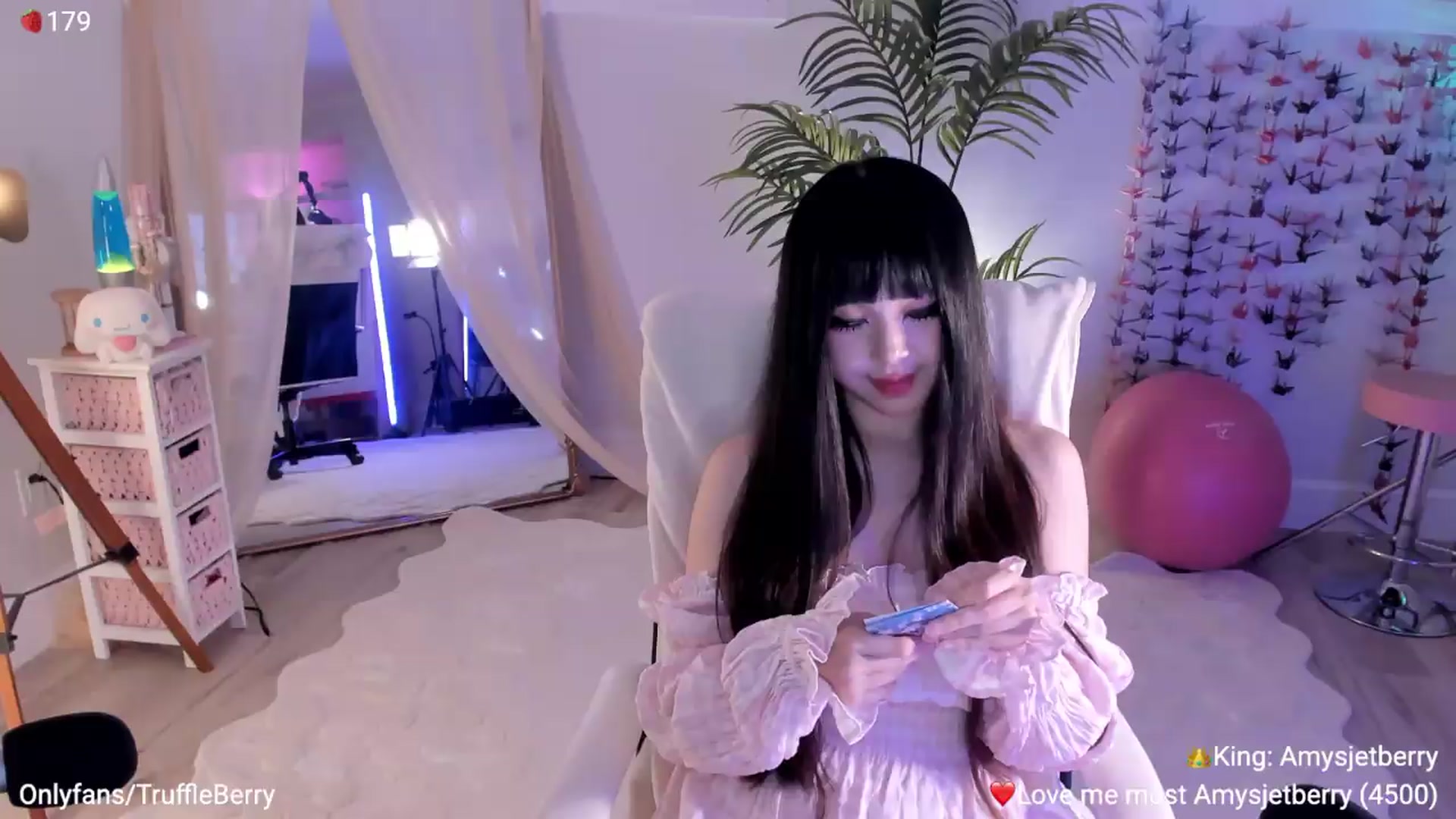 Gallery image thumbnail from AcaiBerry's myfreecams stream on, 08/15/2026, 05:00 image 7 of 20