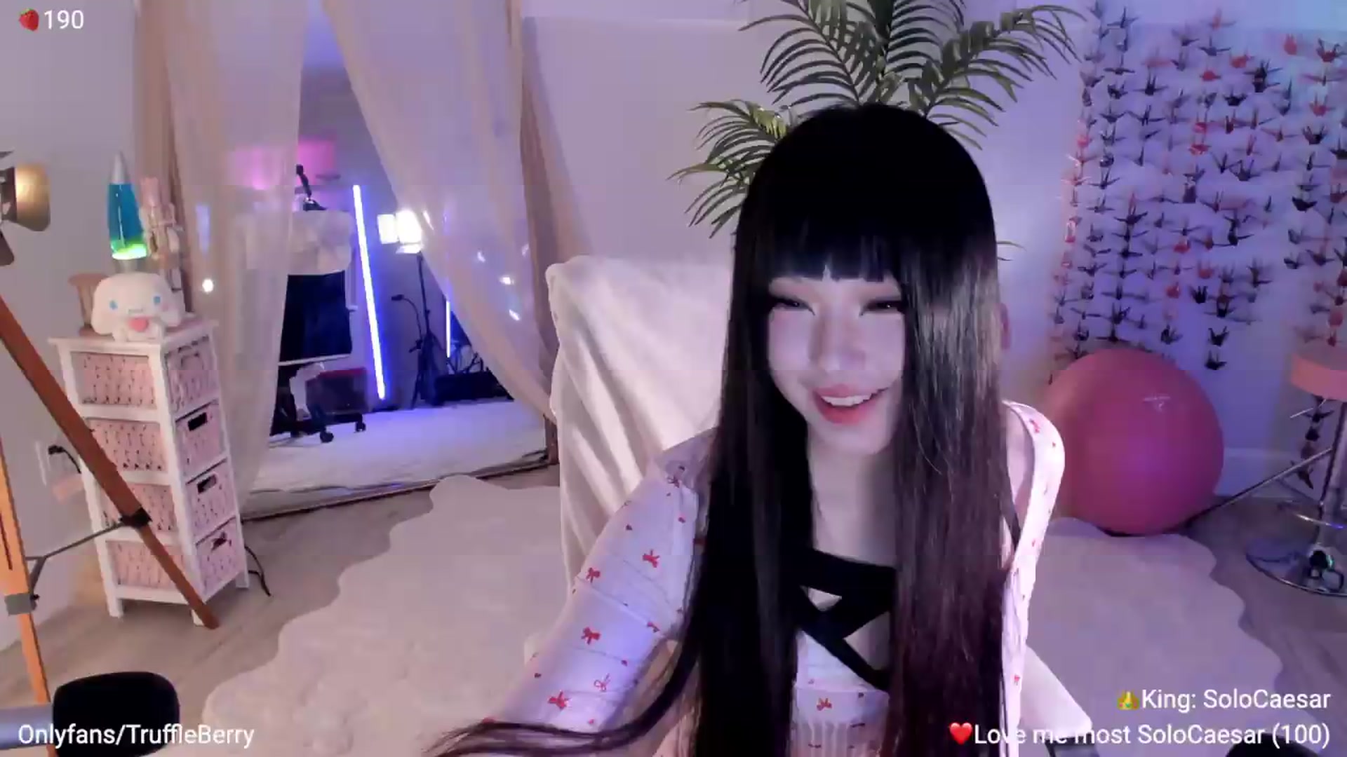 Gallery image thumbnail from AcaiBerry's myfreecams stream on, 08/16/2026, 07:27 image 2 of 20
