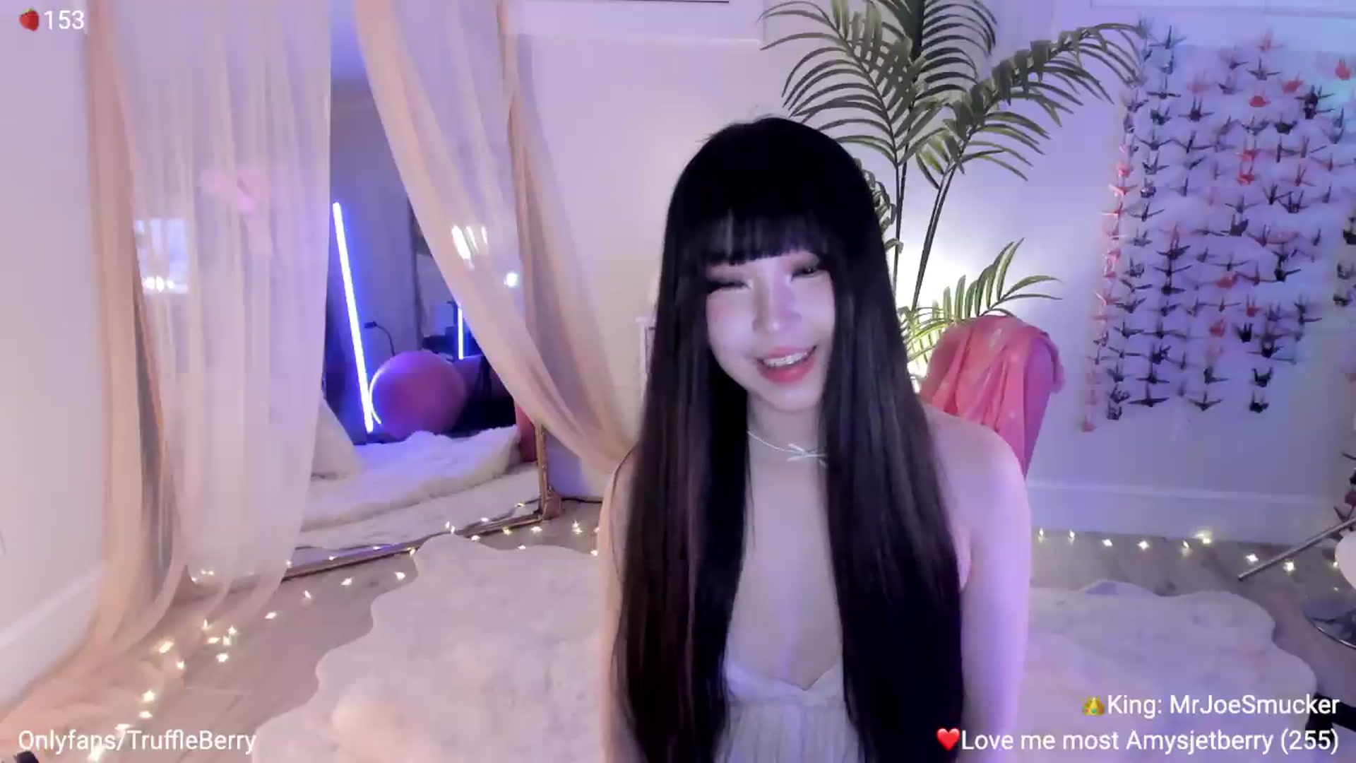 Gallery image thumbnail from AcaiBerry's myfreecams stream on, 08/22/2026, 05:13 image 17 of 20
