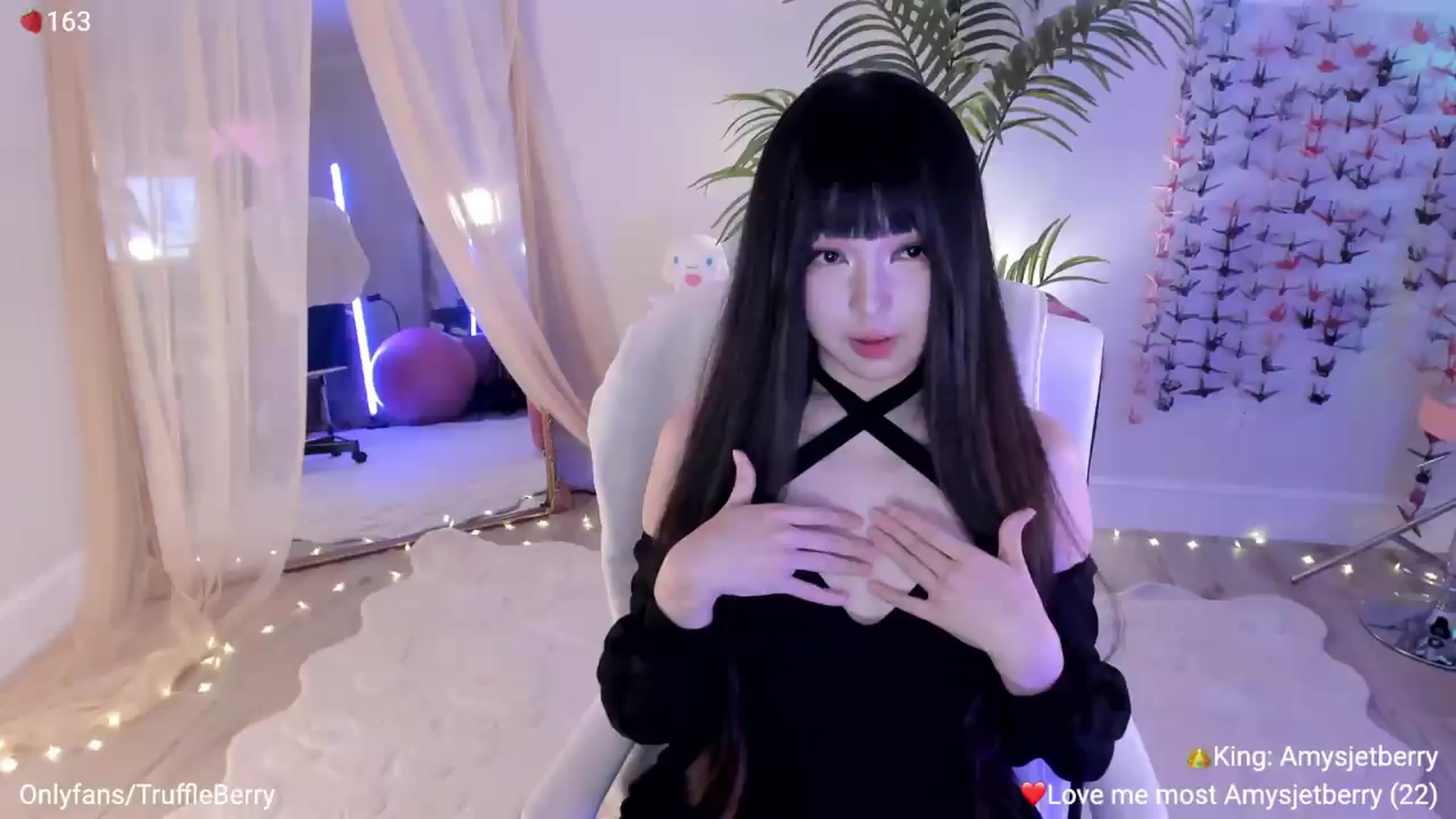 Gallery image thumbnail from AcaiBerry's myfreecams stream on, 08/23/2026, 05:40 image 1 of 20