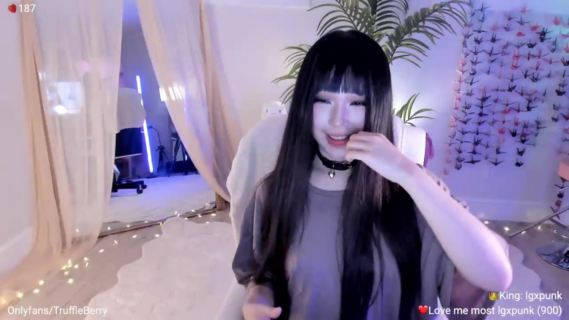 Gallery image thumbnail from AcaiBerry's myfreecams stream on, 08/27/2026, 05:59 image 8 of 20