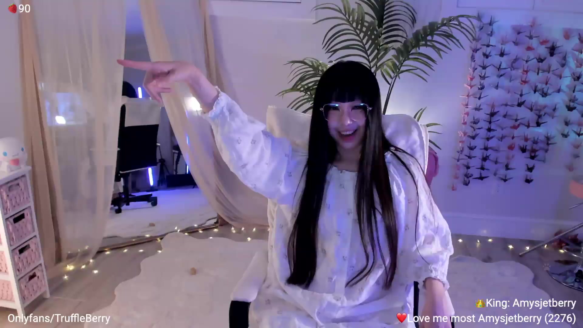 Gallery image thumbnail from AcaiBerry's myfreecams stream on, 09/06/2026, 06:53 image 12 of 20