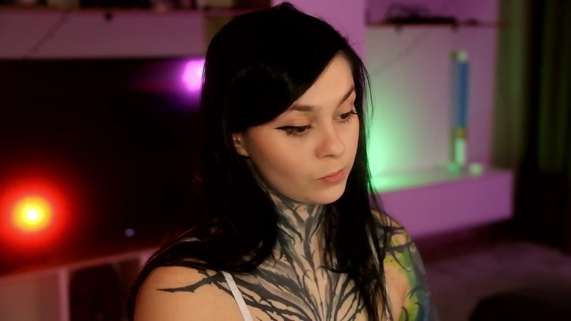Gallery image thumbnail from AcidPie's myfreecams stream on, 02/08/2026, 21:02 image 19 of 20