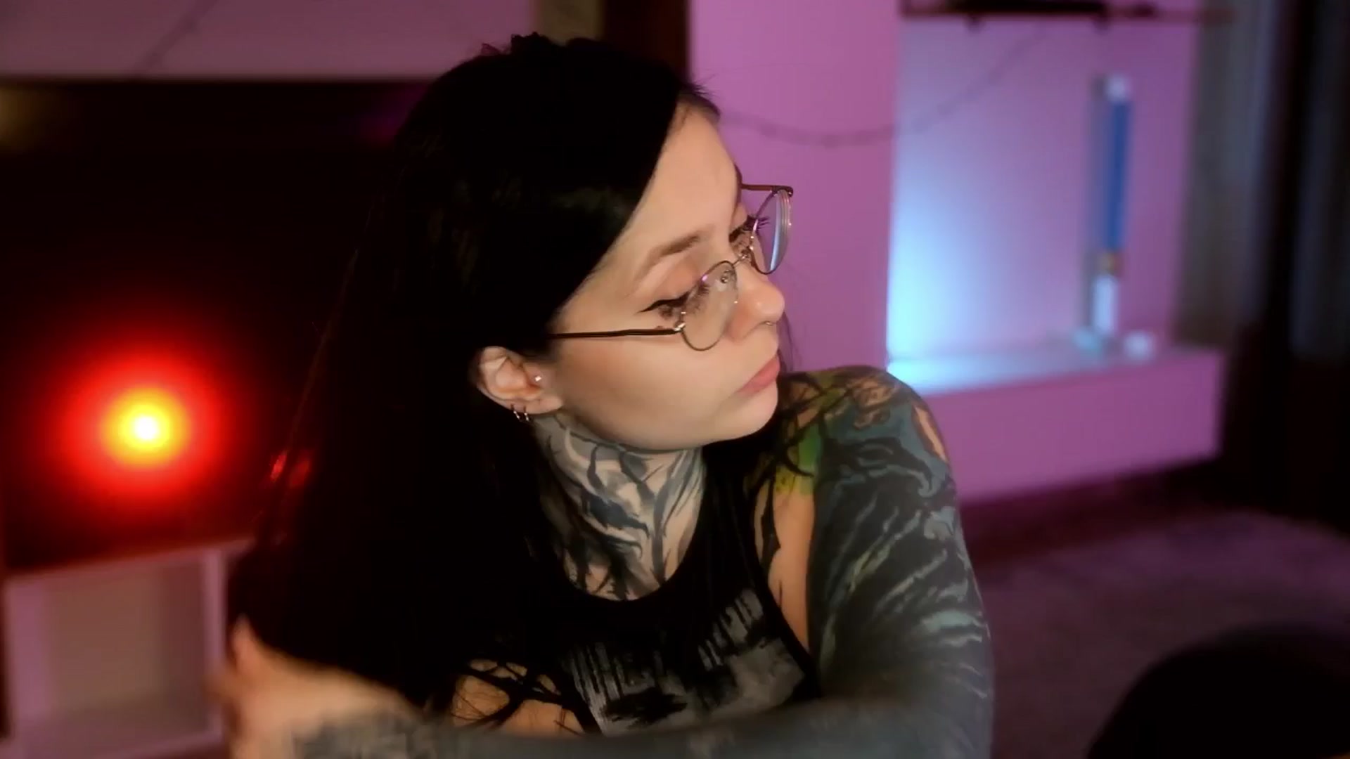 Gallery image thumbnail from AcidPie's myfreecams stream on, 02/09/2026, 21:00 image 1 of 20