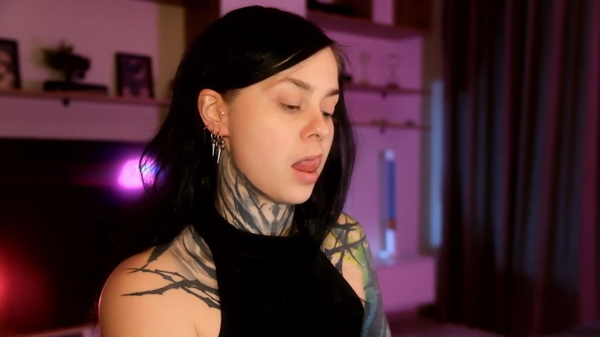 Gallery image thumbnail from AcidPie's myfreecams stream on, 03/16/2026, 23:19 image 16 of 20