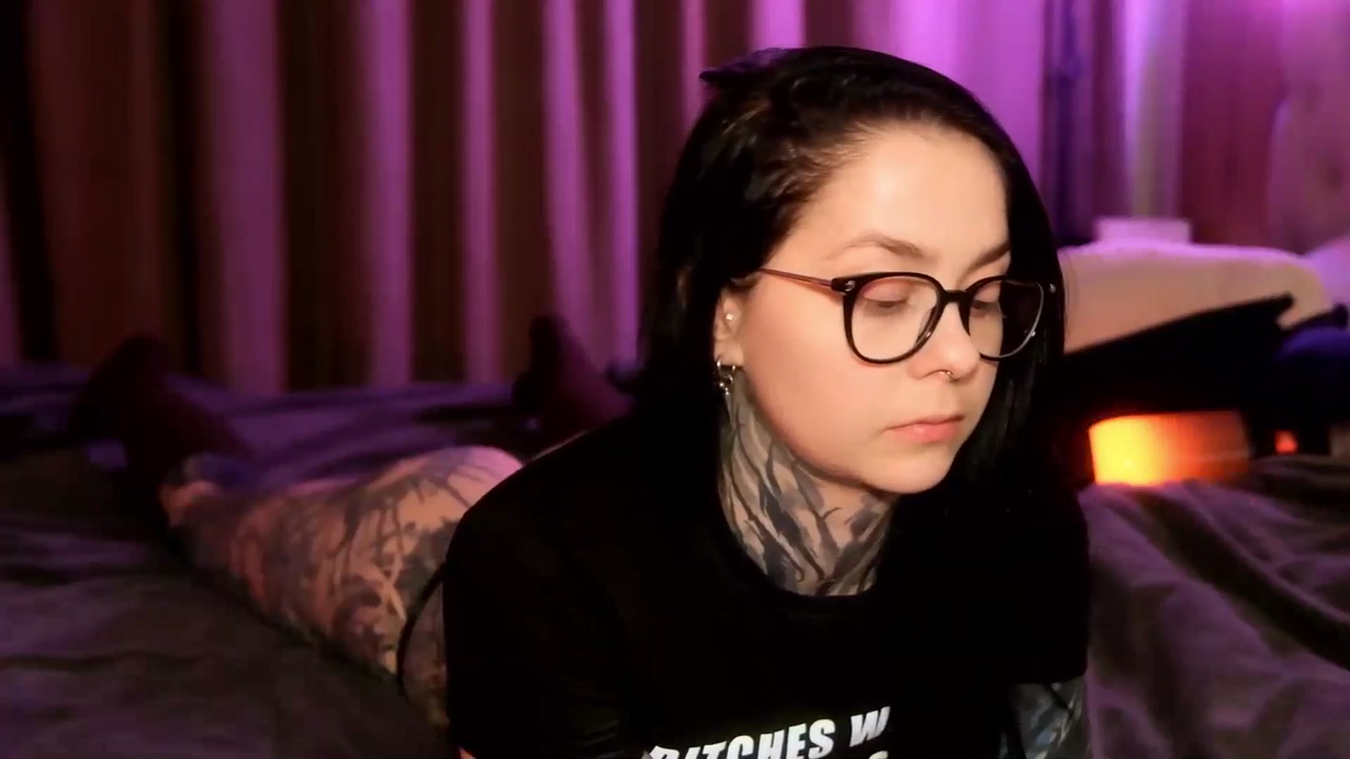 Gallery image thumbnail from AcidPie's myfreecams stream on, 04/10/2026, 01:50 image 2 of 20