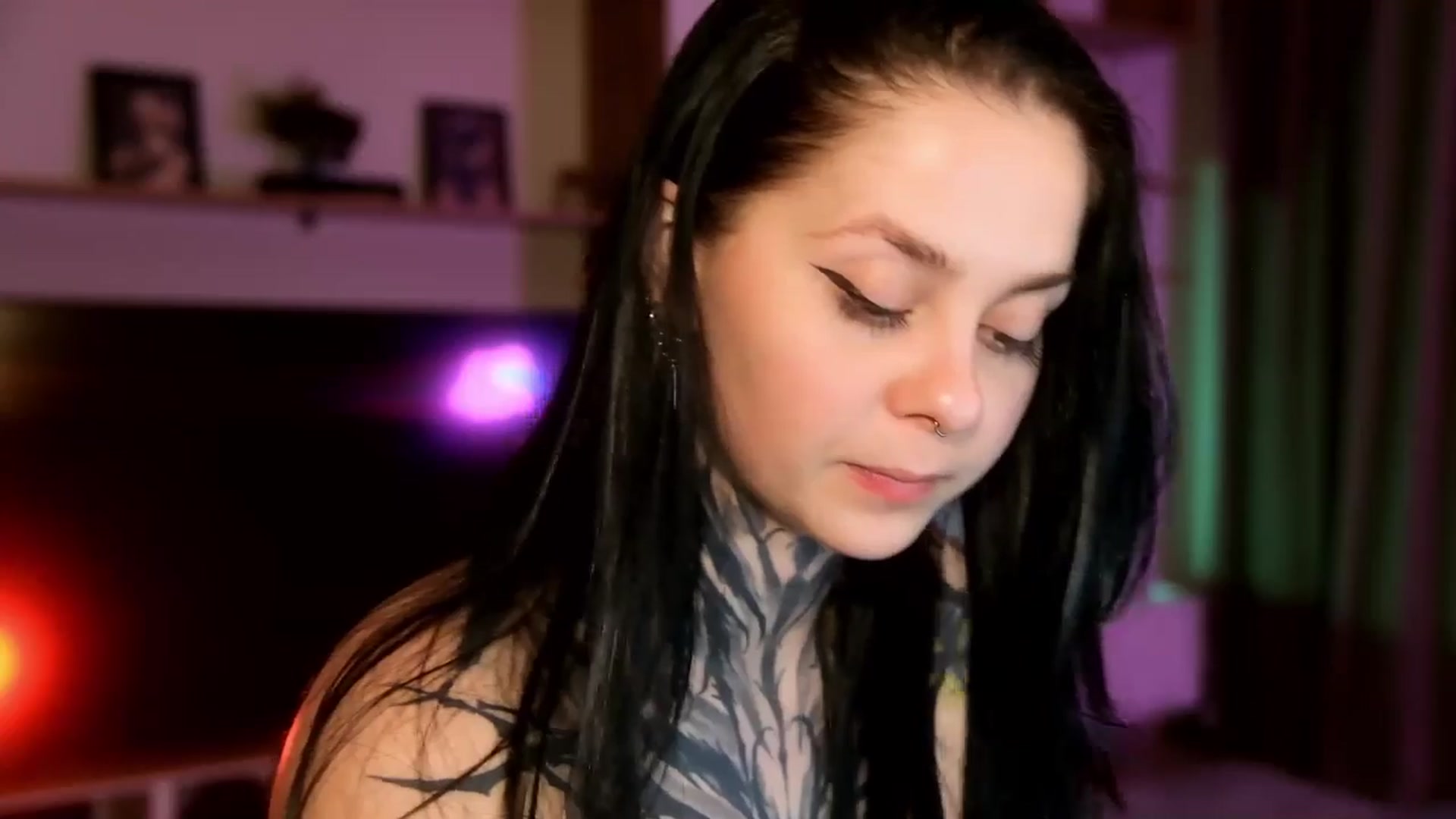 Gallery image thumbnail from AcidPie's myfreecams stream on, 04/20/2026, 22:45 image 12 of 20