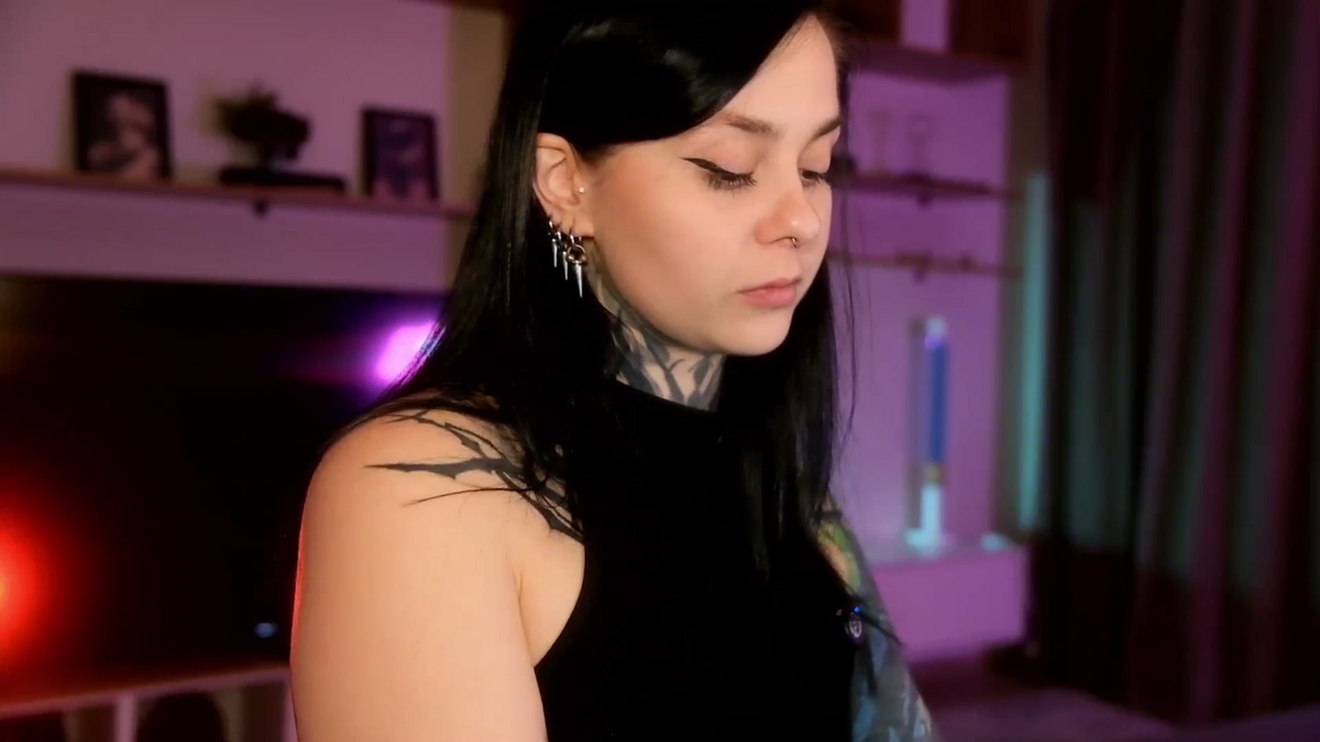 Gallery image thumbnail from AcidPie's myfreecams stream on, 04/20/2026, 22:45 image 2 of 20