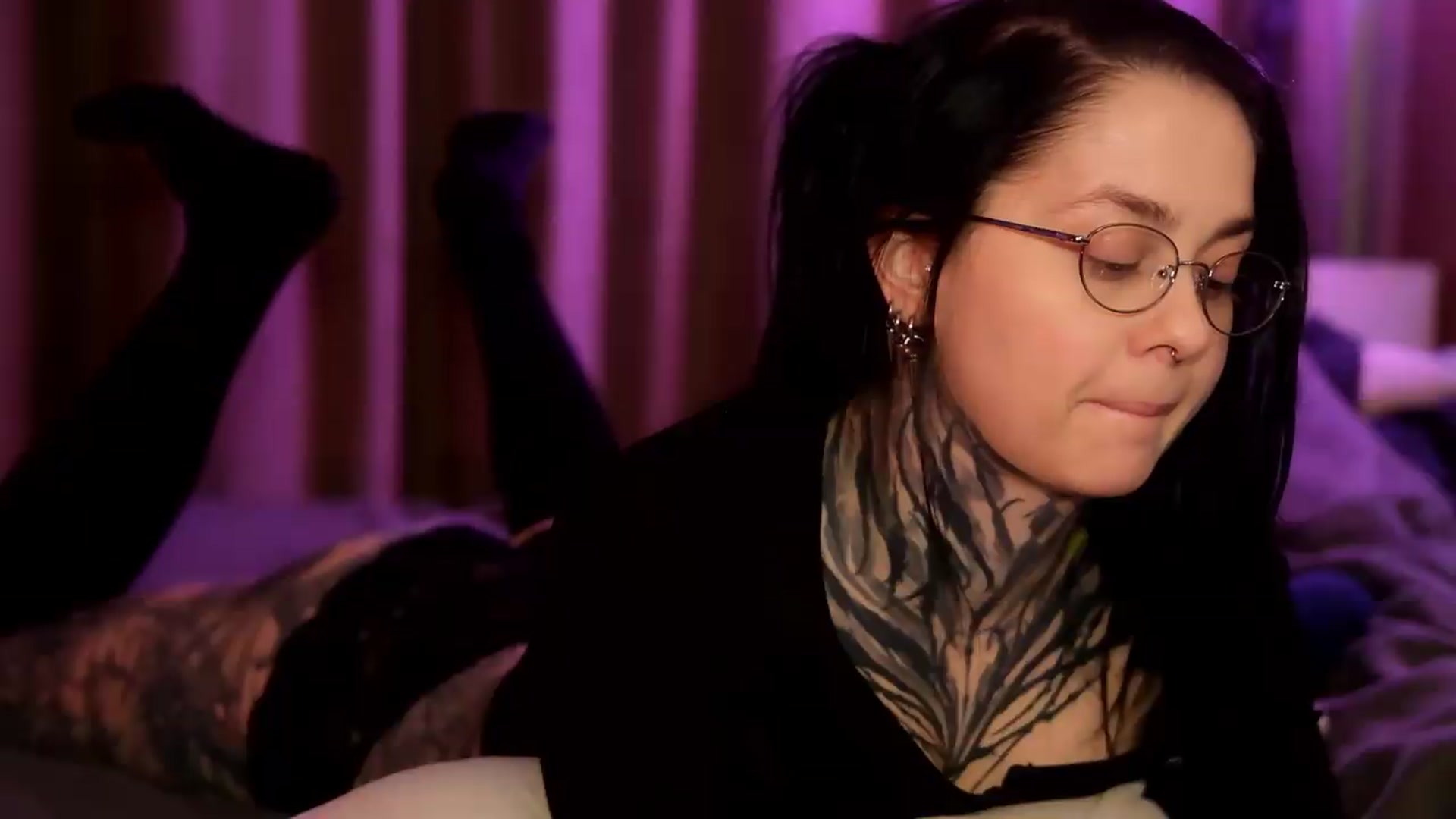 Gallery image thumbnail from AcidPie's myfreecams stream on, 04/23/2026, 24:11 image 7 of 20