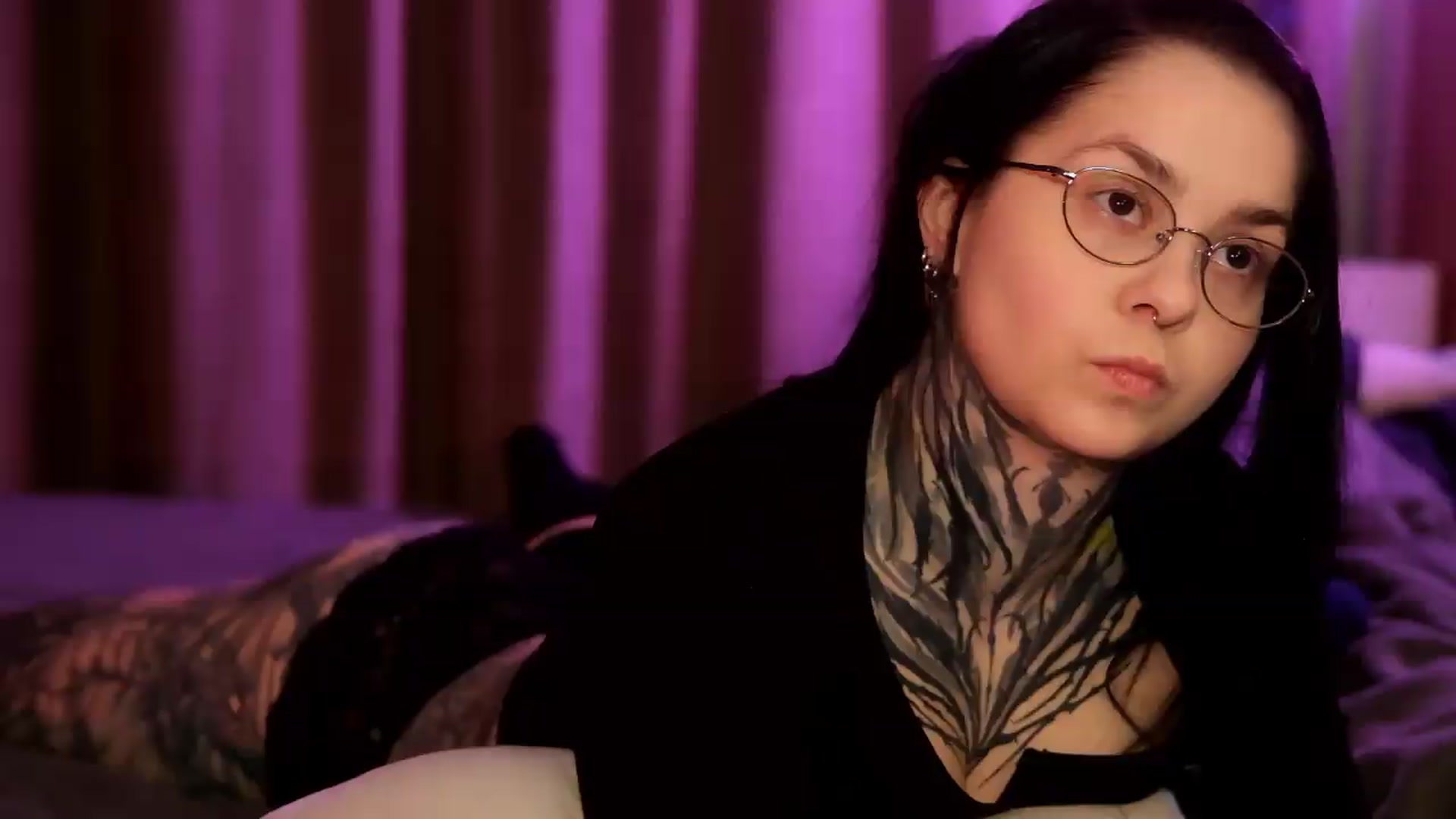Gallery image thumbnail from AcidPie's myfreecams stream on, 04/23/2026, 24:11 image 6 of 20