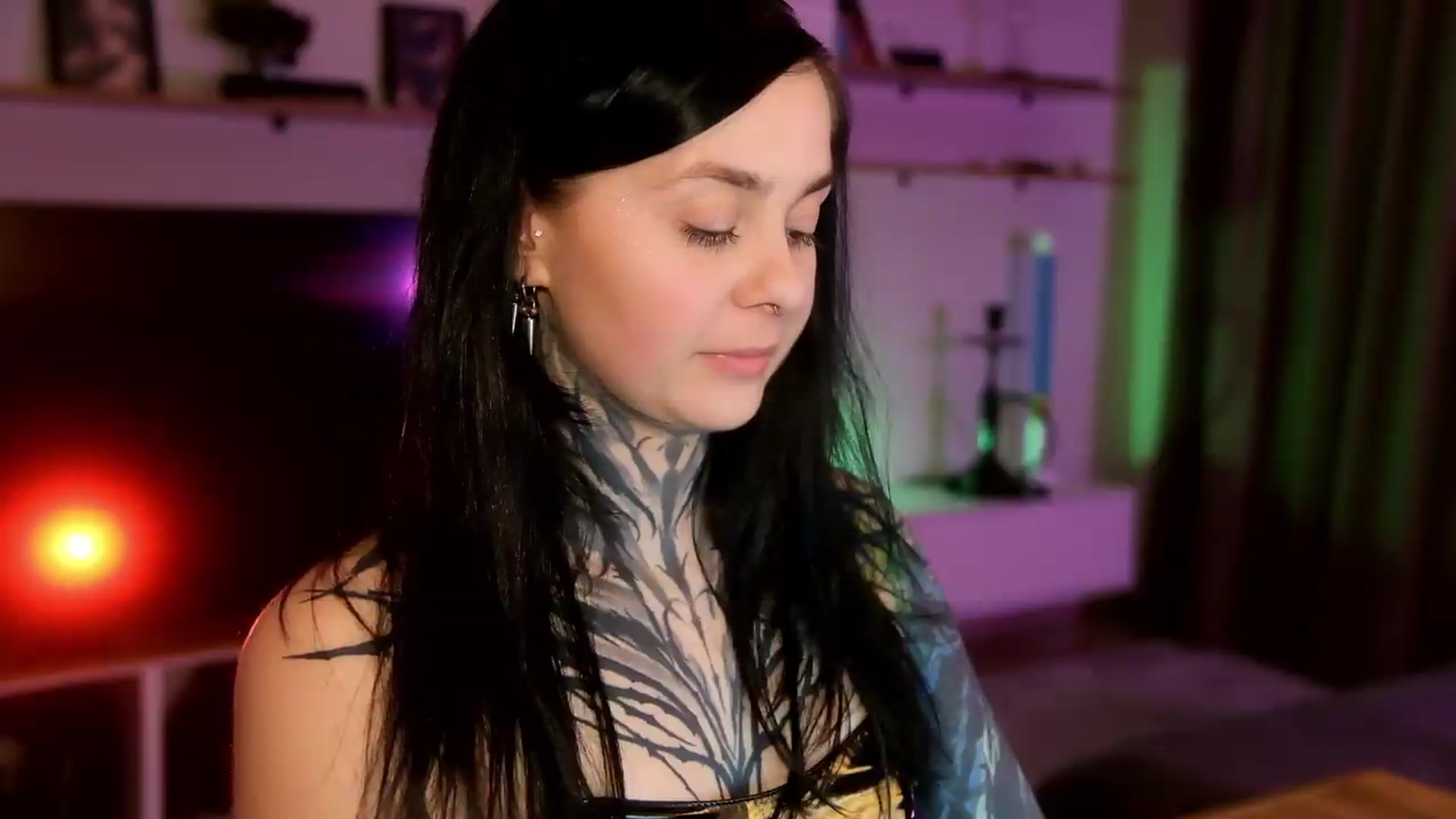 Gallery image thumbnail from AcidPie's myfreecams stream on, 05/04/2026, 21:02 image 17 of 20