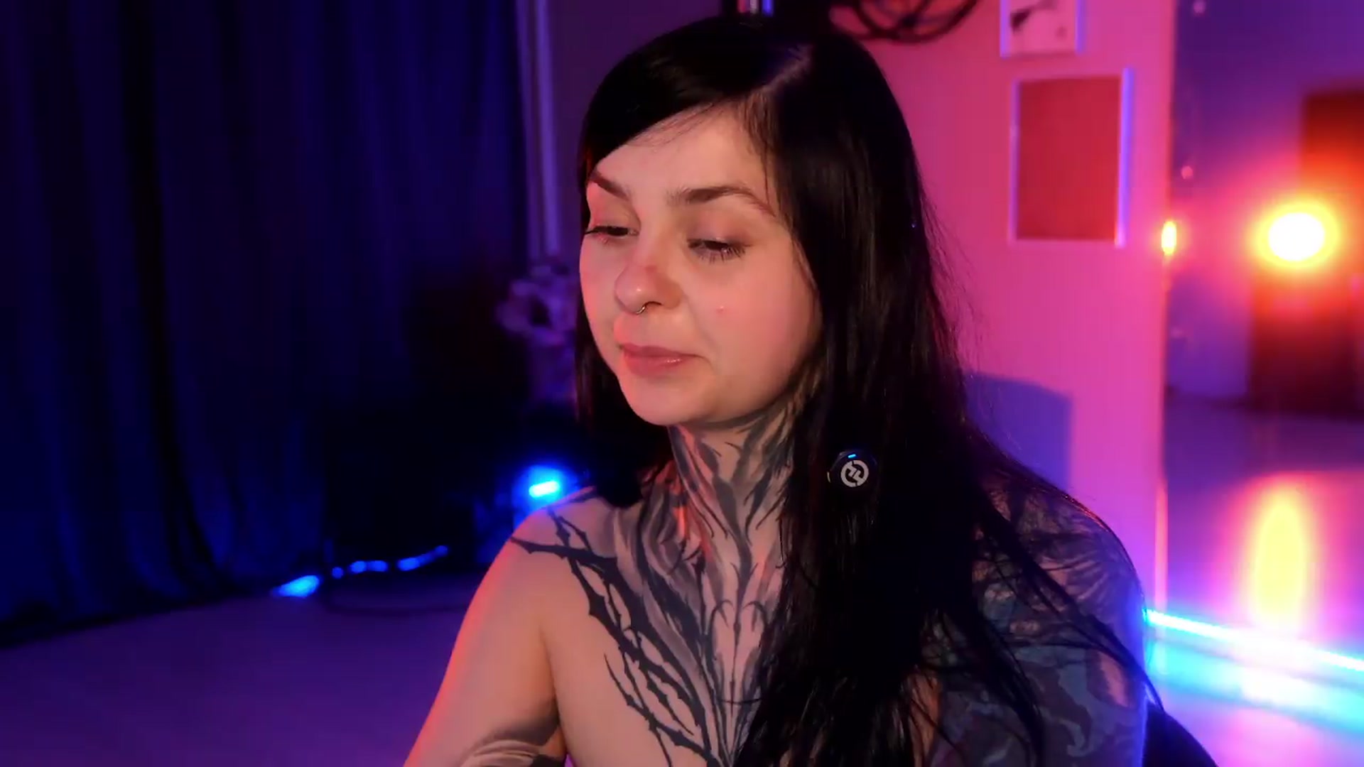 Gallery image thumbnail from AcidPie's myfreecams stream on, 06/15/2026, 02:20 image 17 of 20