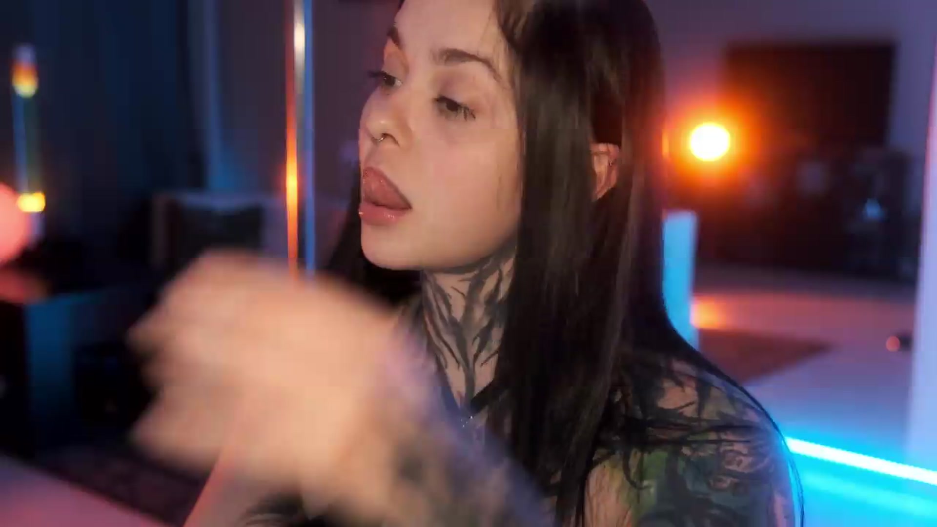 Gallery image thumbnail from AcidPie's myfreecams stream on, 08/04/2026, 02:05 image 11 of 20