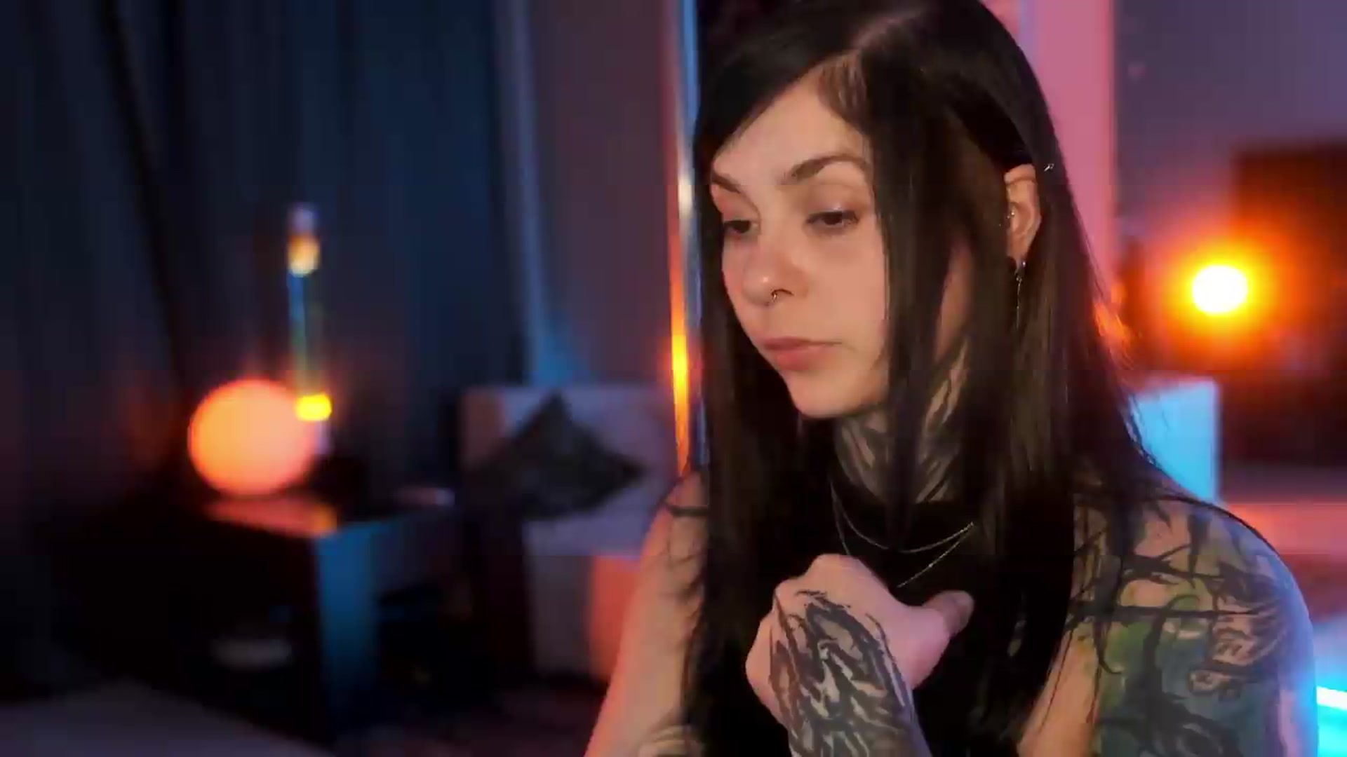 Gallery image thumbnail from AcidPie's myfreecams stream on, 08/04/2026, 23:50 image 6 of 20