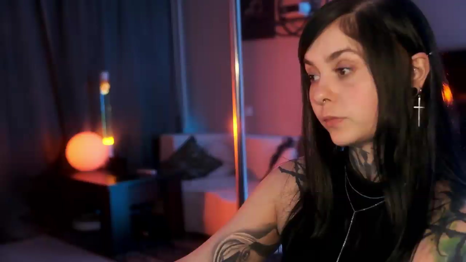 Gallery image thumbnail from AcidPie's myfreecams stream on, 08/04/2026, 23:50 image 13 of 20