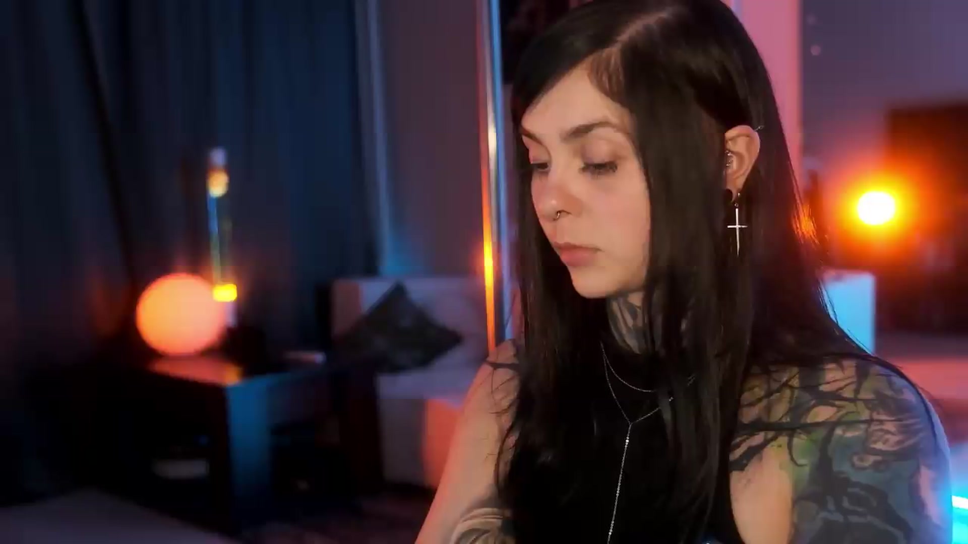 Gallery image thumbnail from AcidPie's myfreecams stream on, 08/04/2026, 23:50 image 9 of 20
