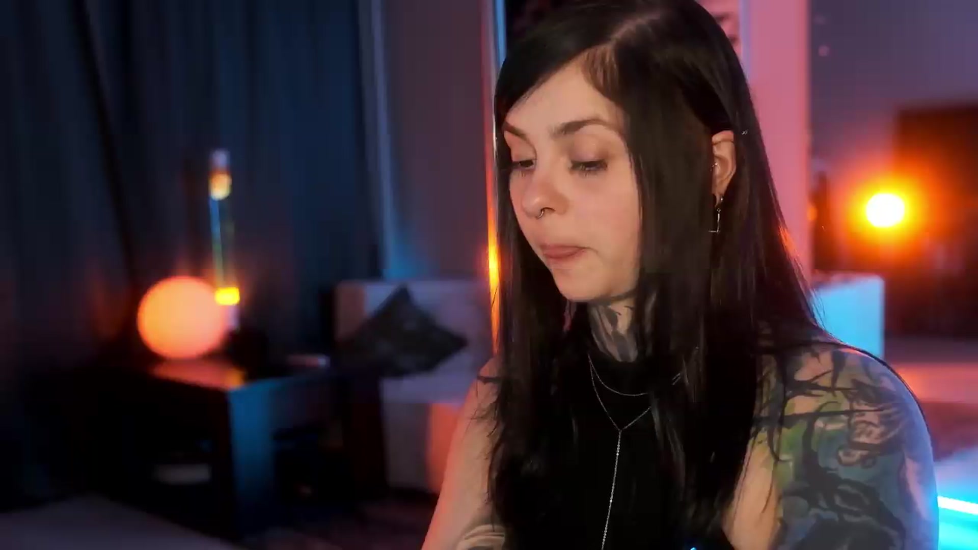 Gallery image thumbnail from AcidPie's myfreecams stream on, 08/04/2026, 23:50 image 7 of 20